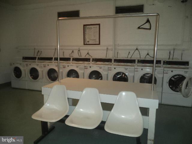 PAVILION ON THE PARK - Residential Lease