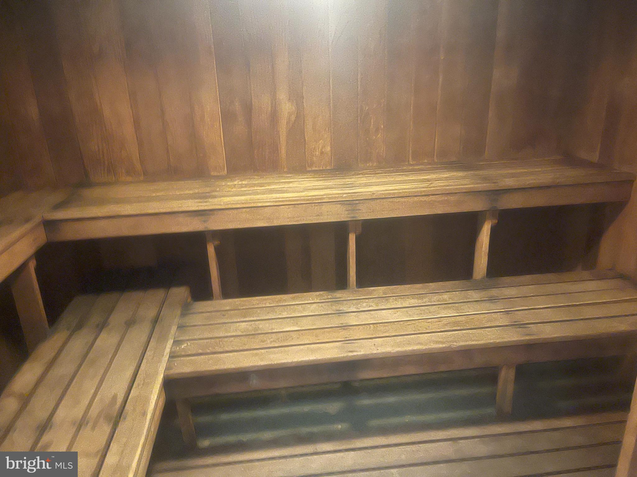 PAVILION ON THE PARK - Residential Lease