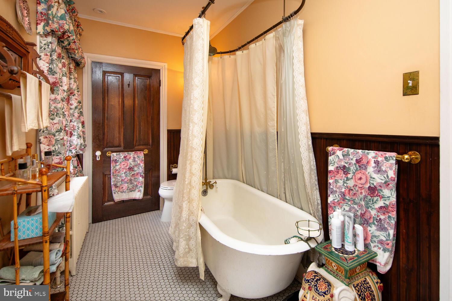 ROWLAND PARK - Residential