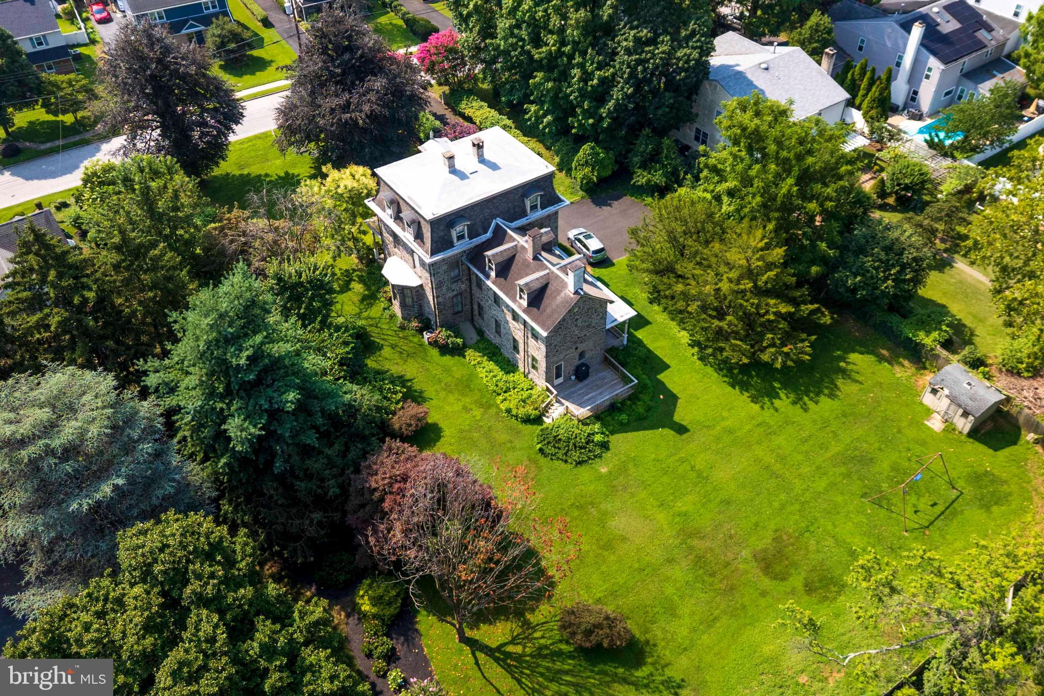 ROWLAND PARK - Residential