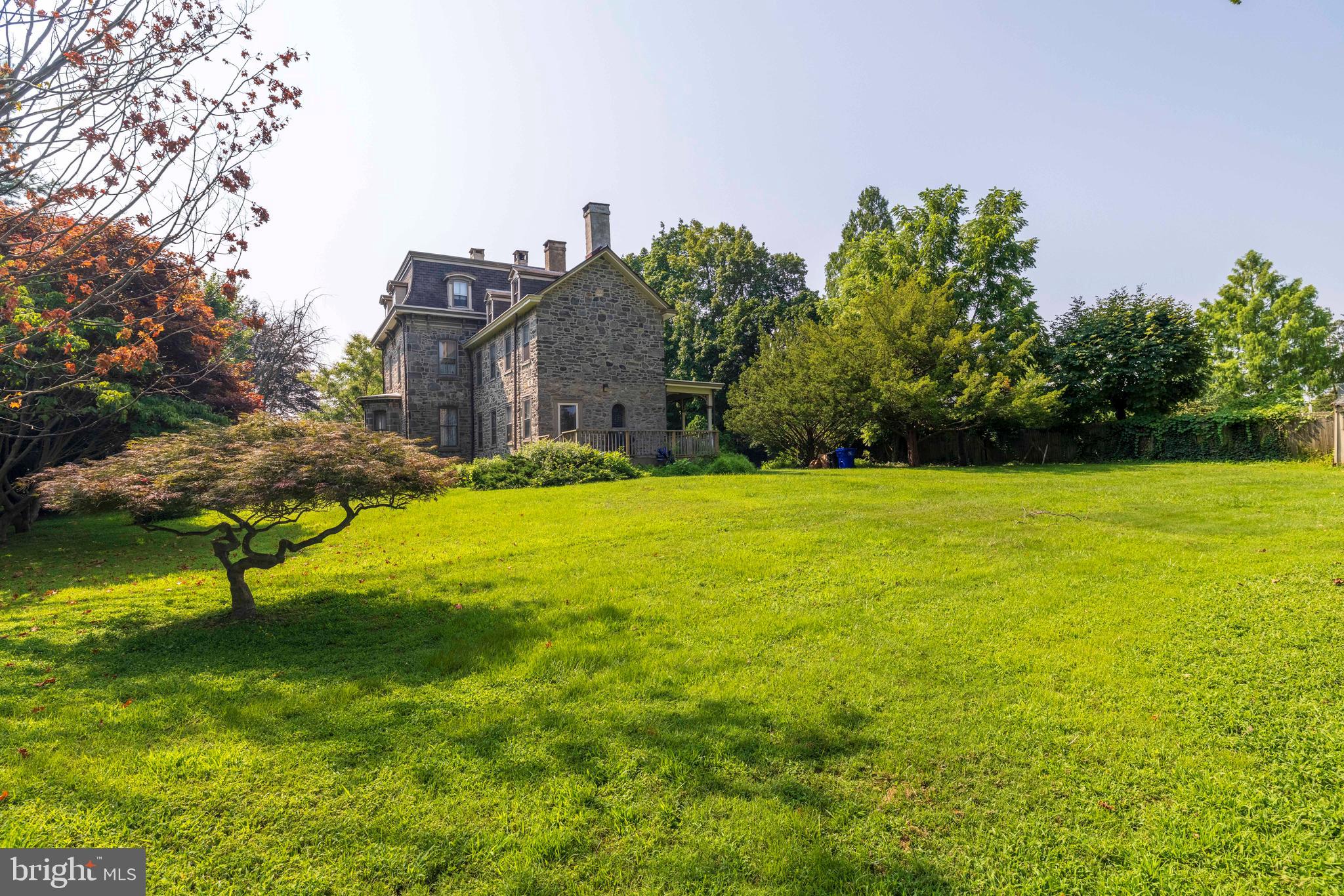 ROWLAND PARK - Residential