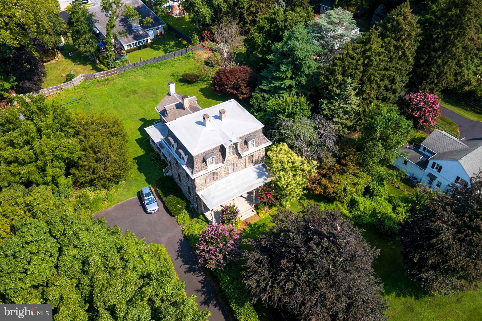 ROWLAND PARK - Residential