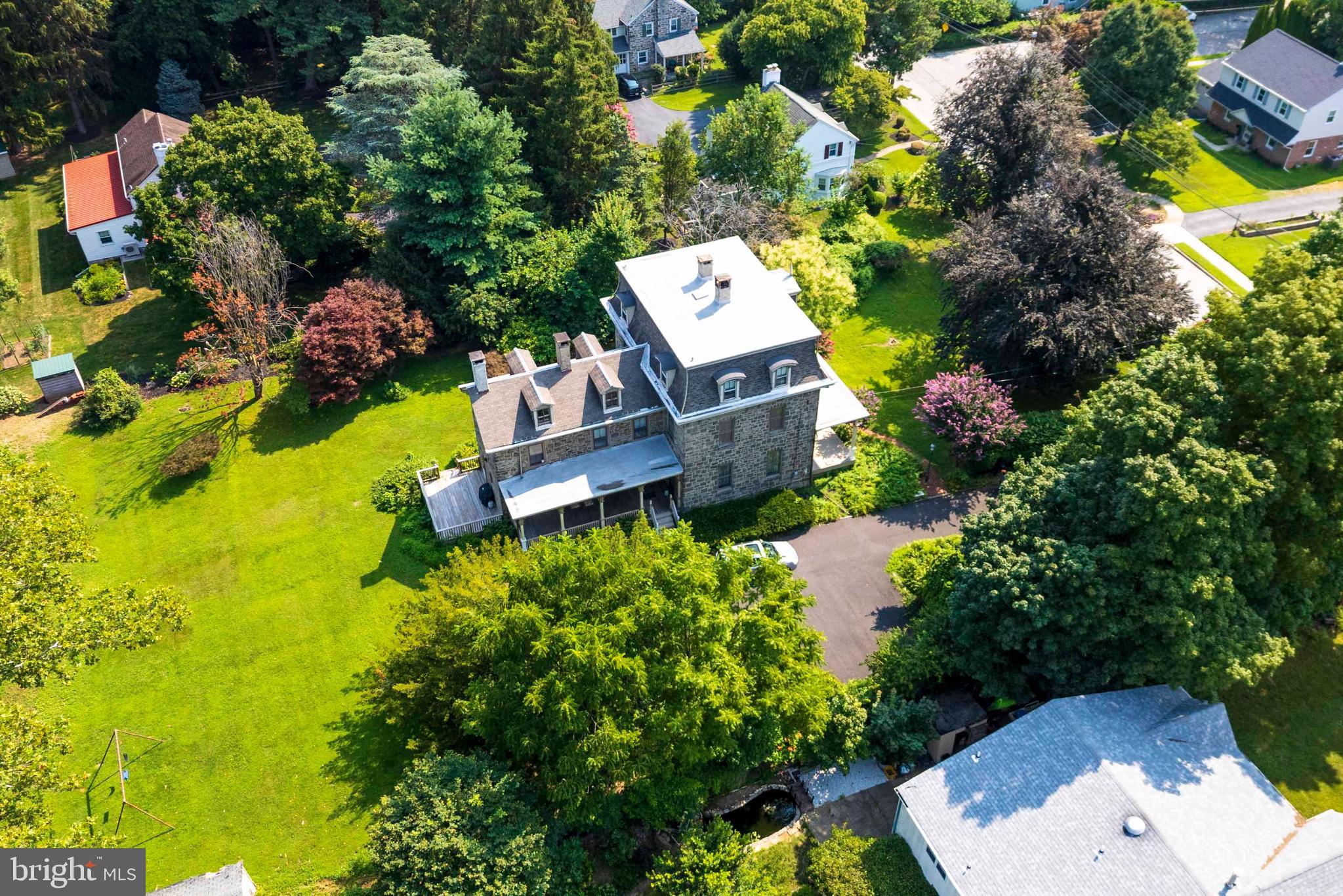 ROWLAND PARK - Residential