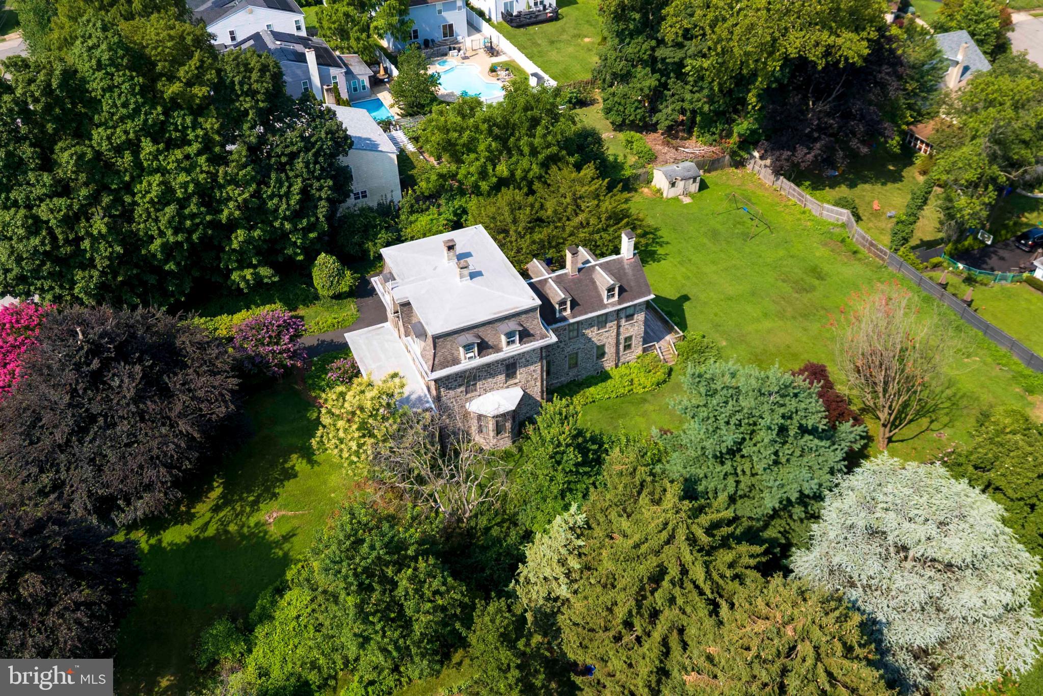 ROWLAND PARK - Residential