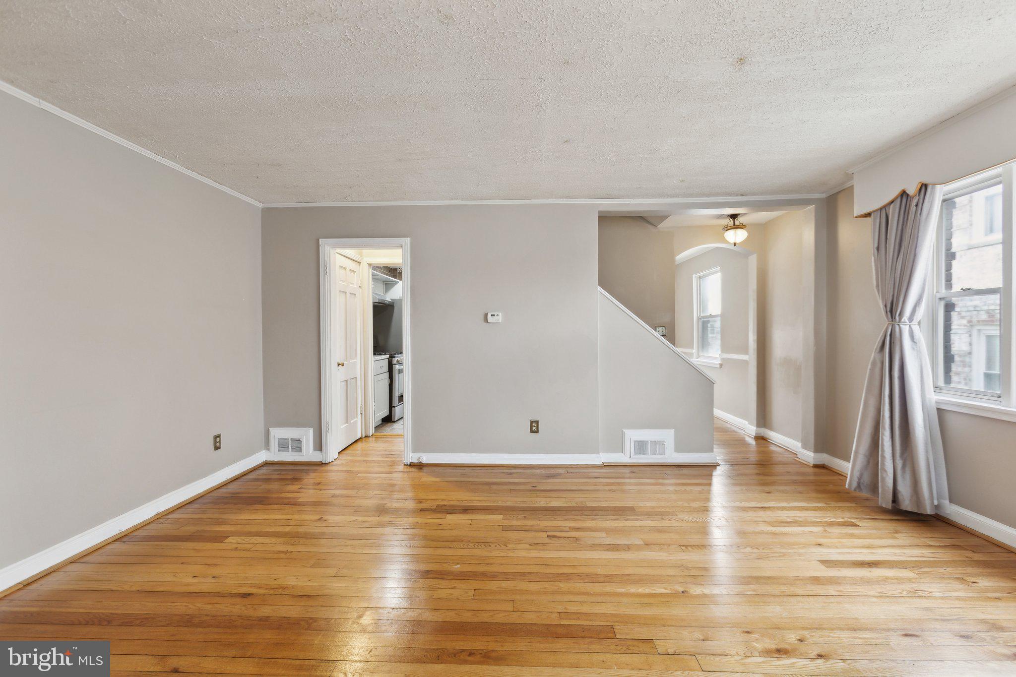 5041 12TH STREET NE