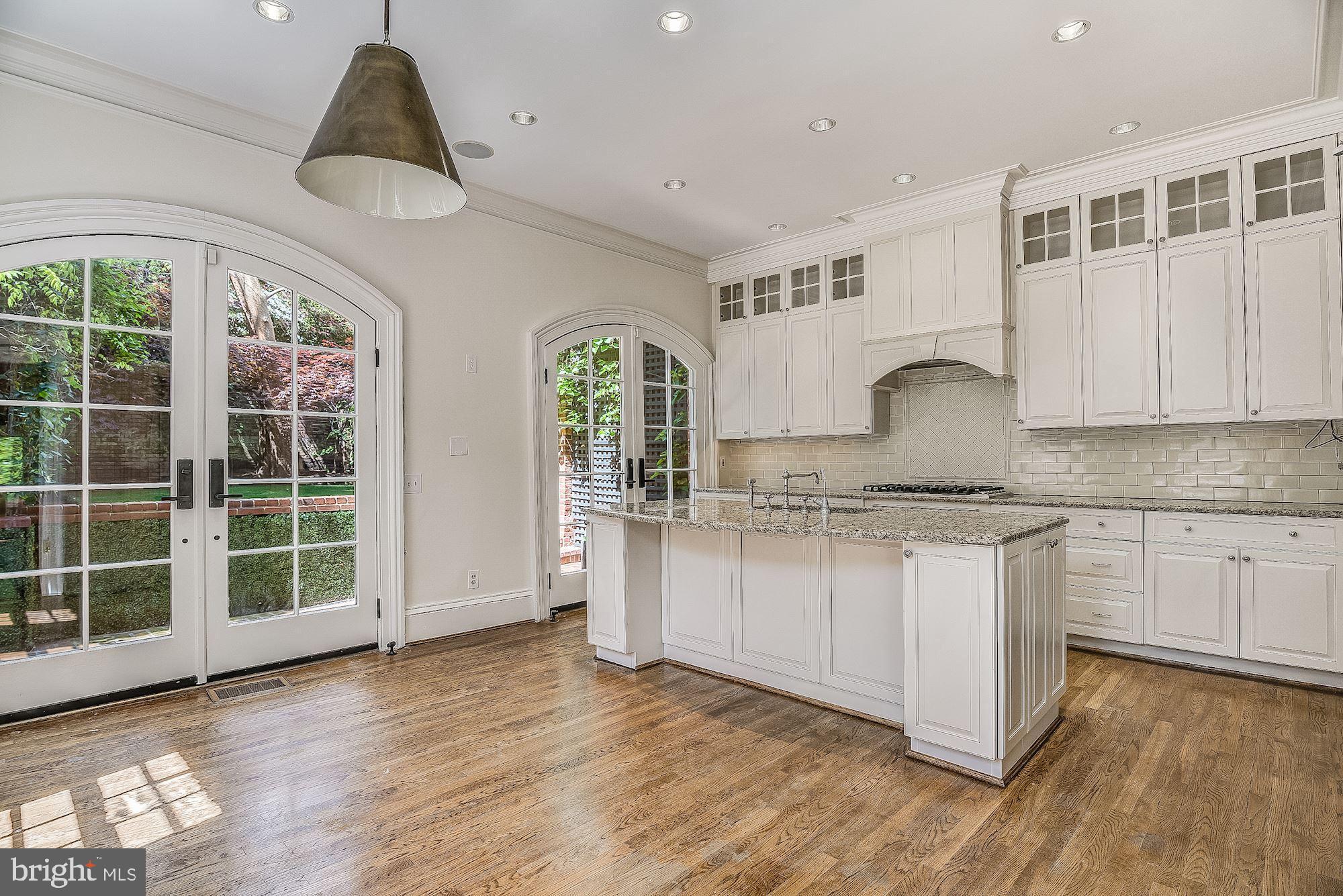 GEORGETOWN - Residential