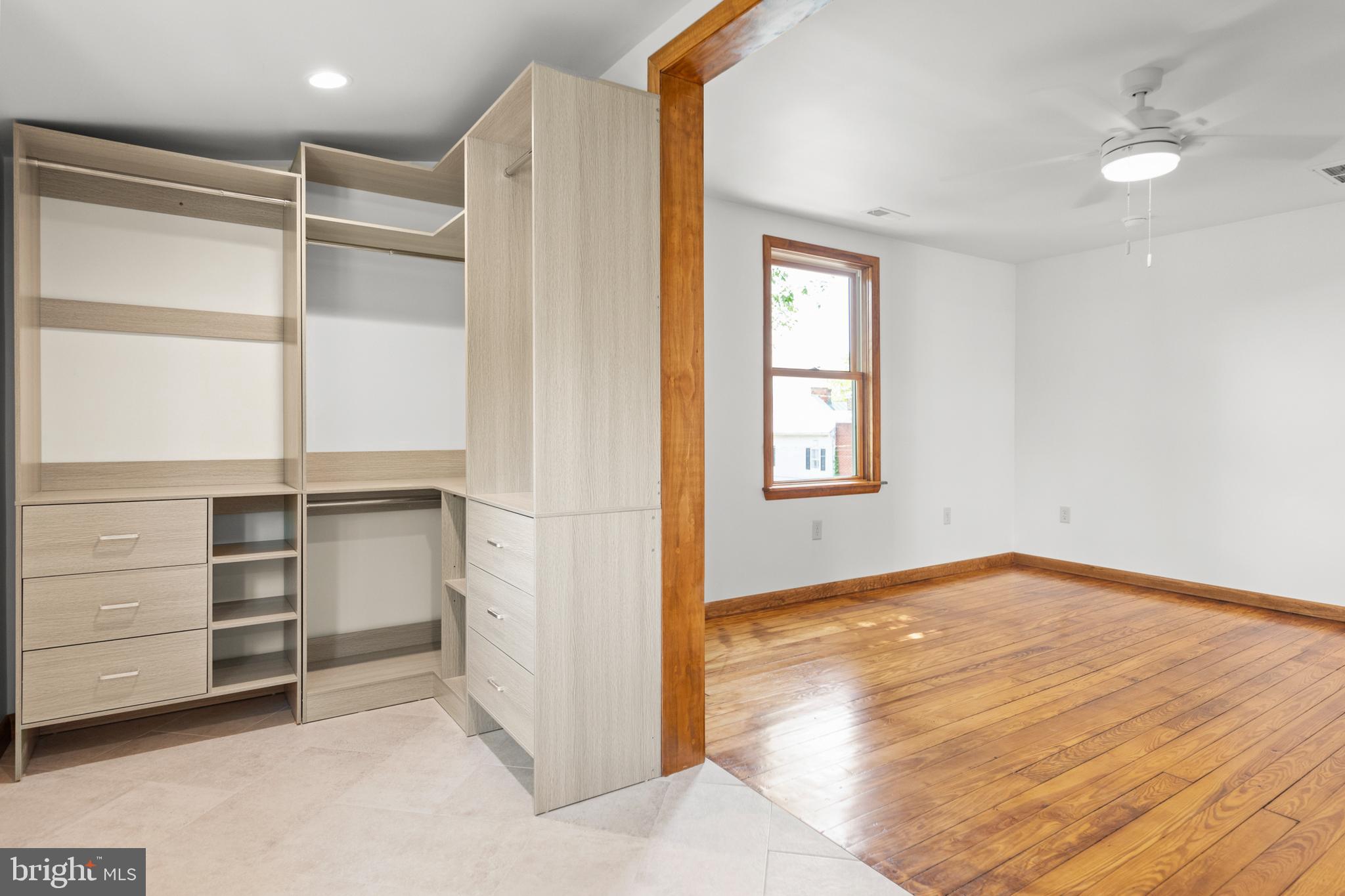 HISTORIC DOWNTOWN WINCHESTER - Residential