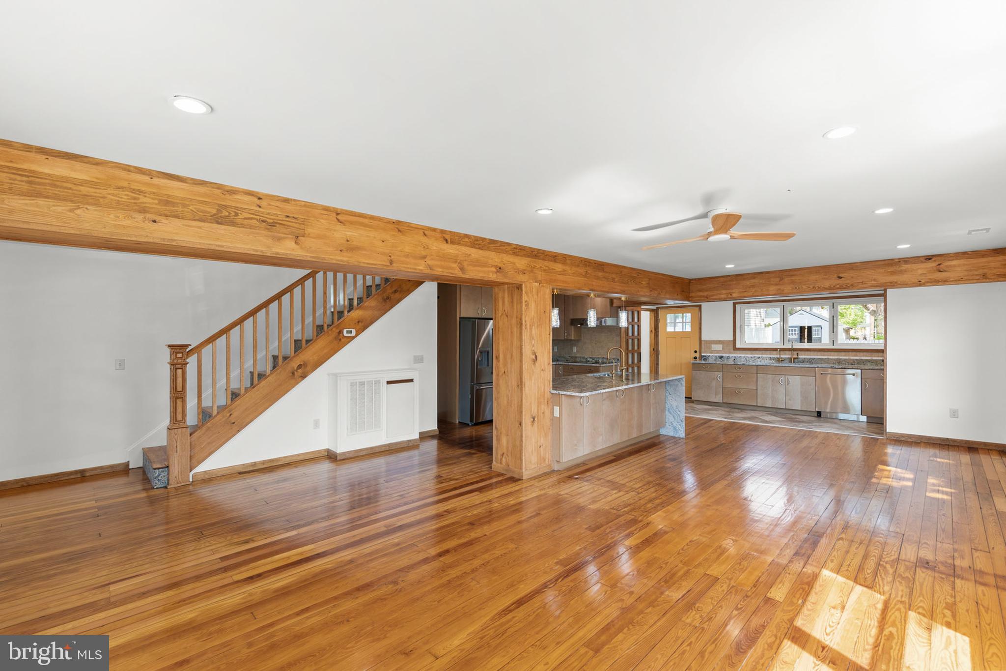 HISTORIC DOWNTOWN WINCHESTER - Residential