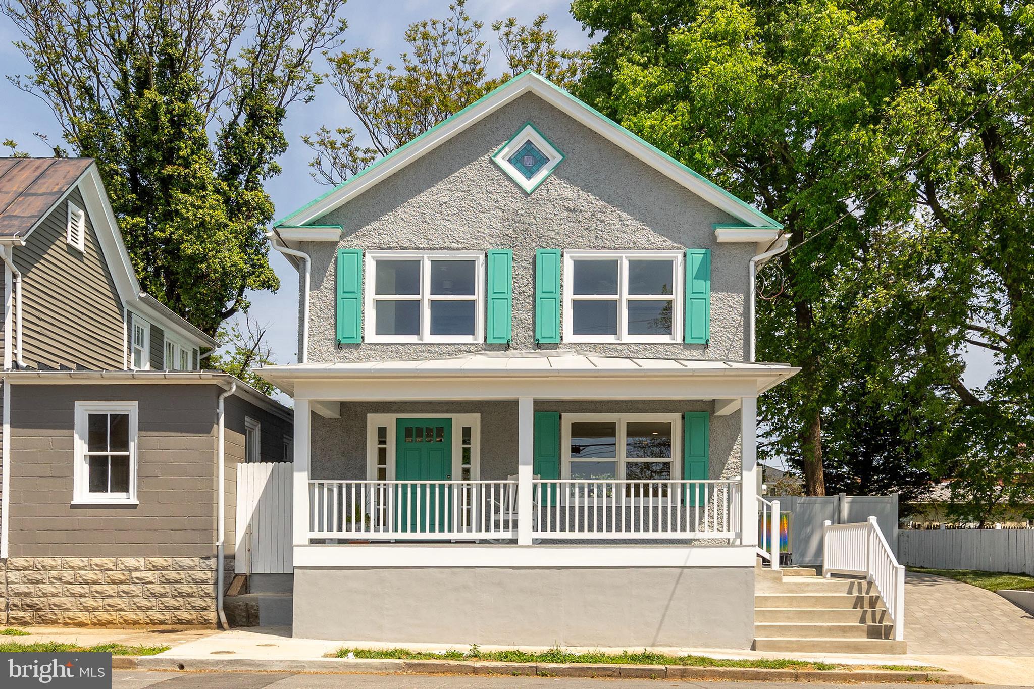 HISTORIC DOWNTOWN WINCHESTER - Residential