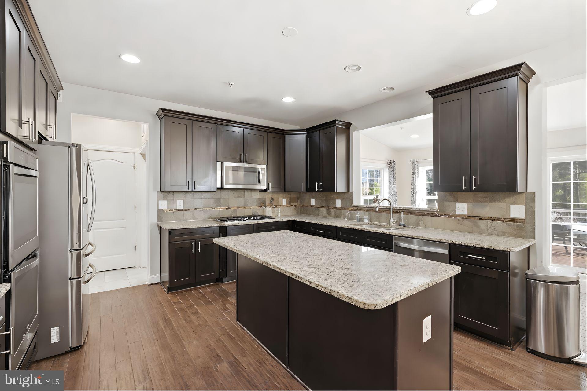 MERIWETHER FARM - Residential