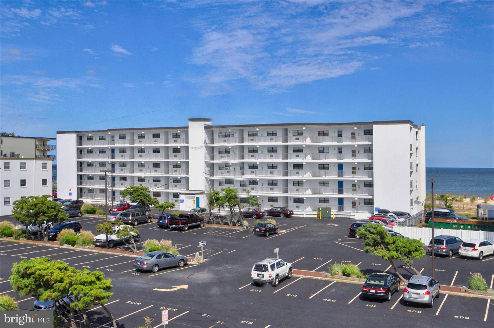 11805 WIGHT STREET 206E