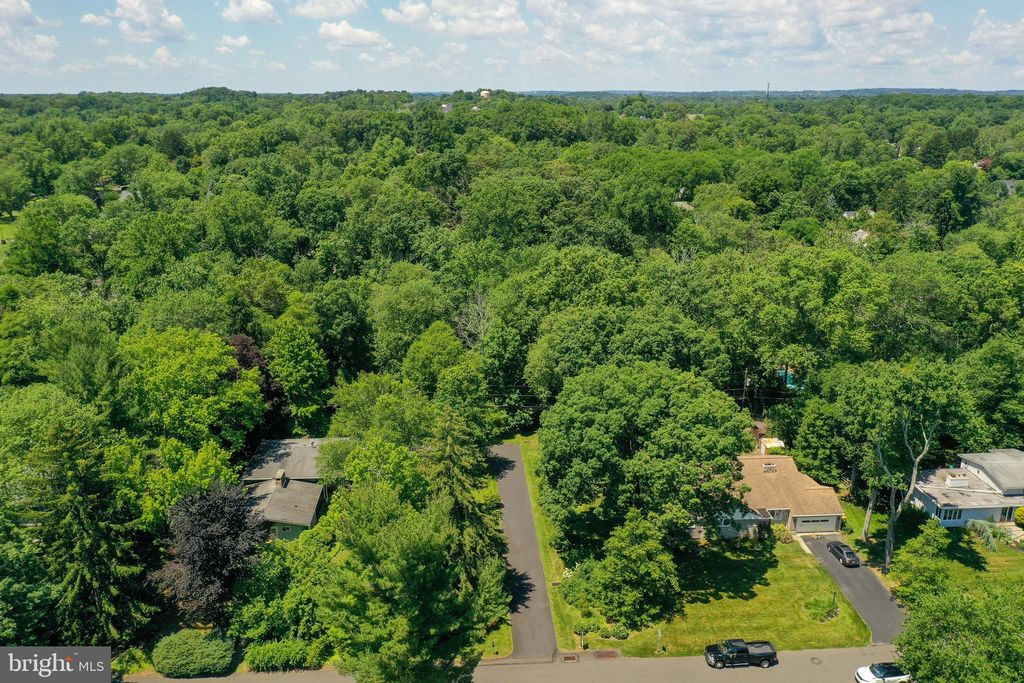 Photo of 2001 Woodland Drive, YARDLEY, PA 19067 (MLS # PABU517946)