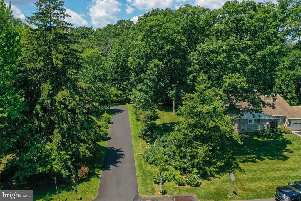 Photo of 2001 Woodland Drive, YARDLEY, PA 19067 (MLS # PABU517946)