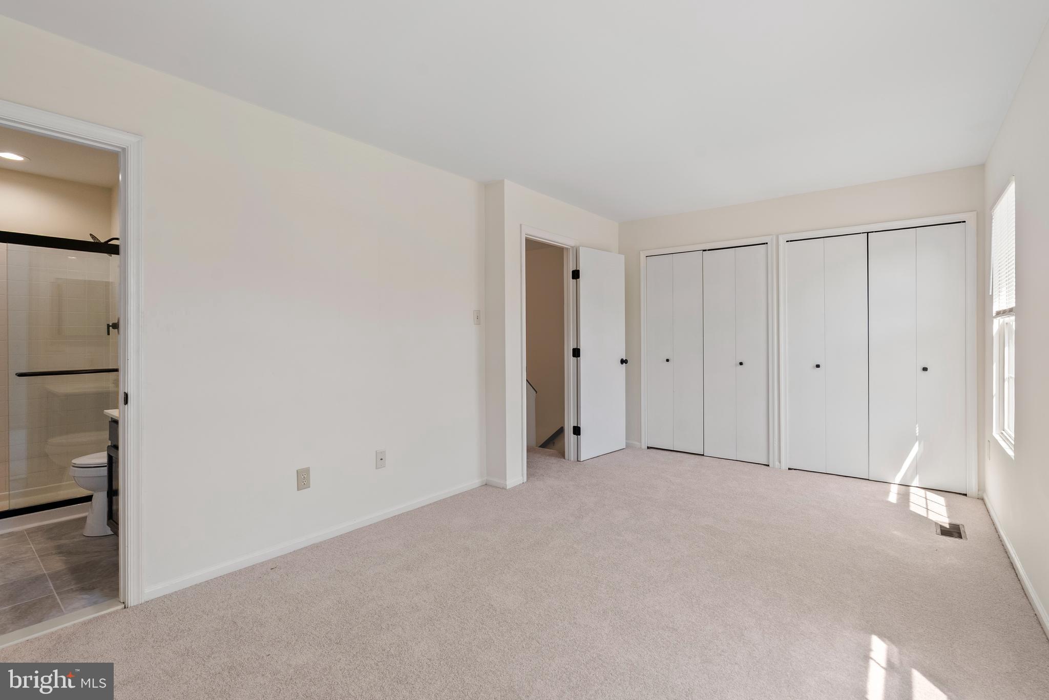 CONSTANT FRIENDSHIP - Residential