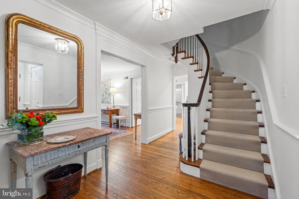 Photo of 5085 Lowell Street NW, WASHINGTON, DC 20016 (MLS # DCDC2235450)