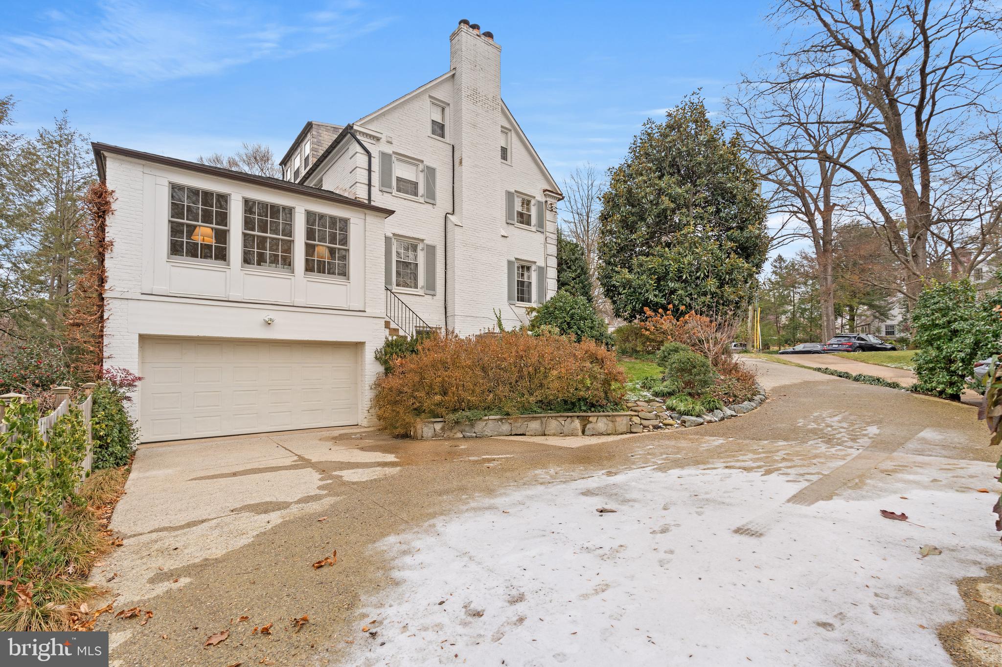 5085 LOWELL STREET NW