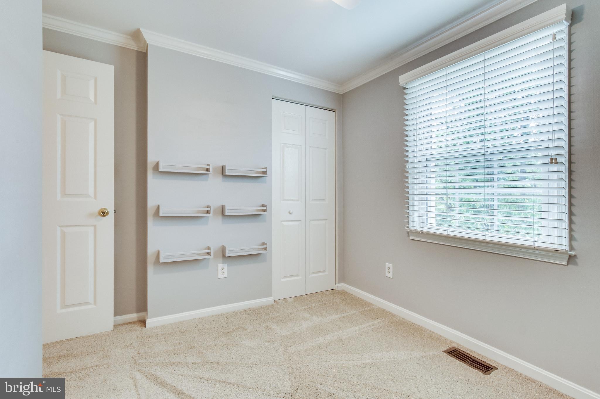 COVINGTON - Residential