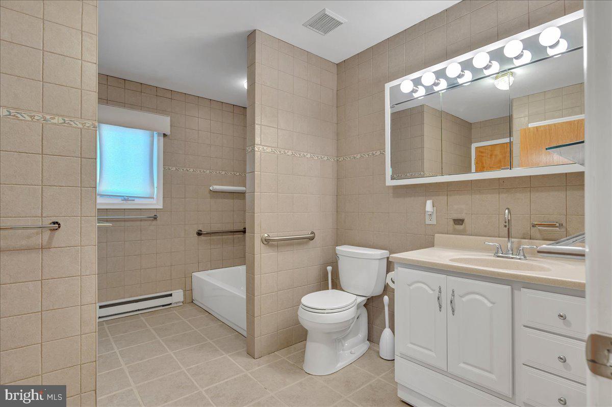 CHALFONTE - Residential