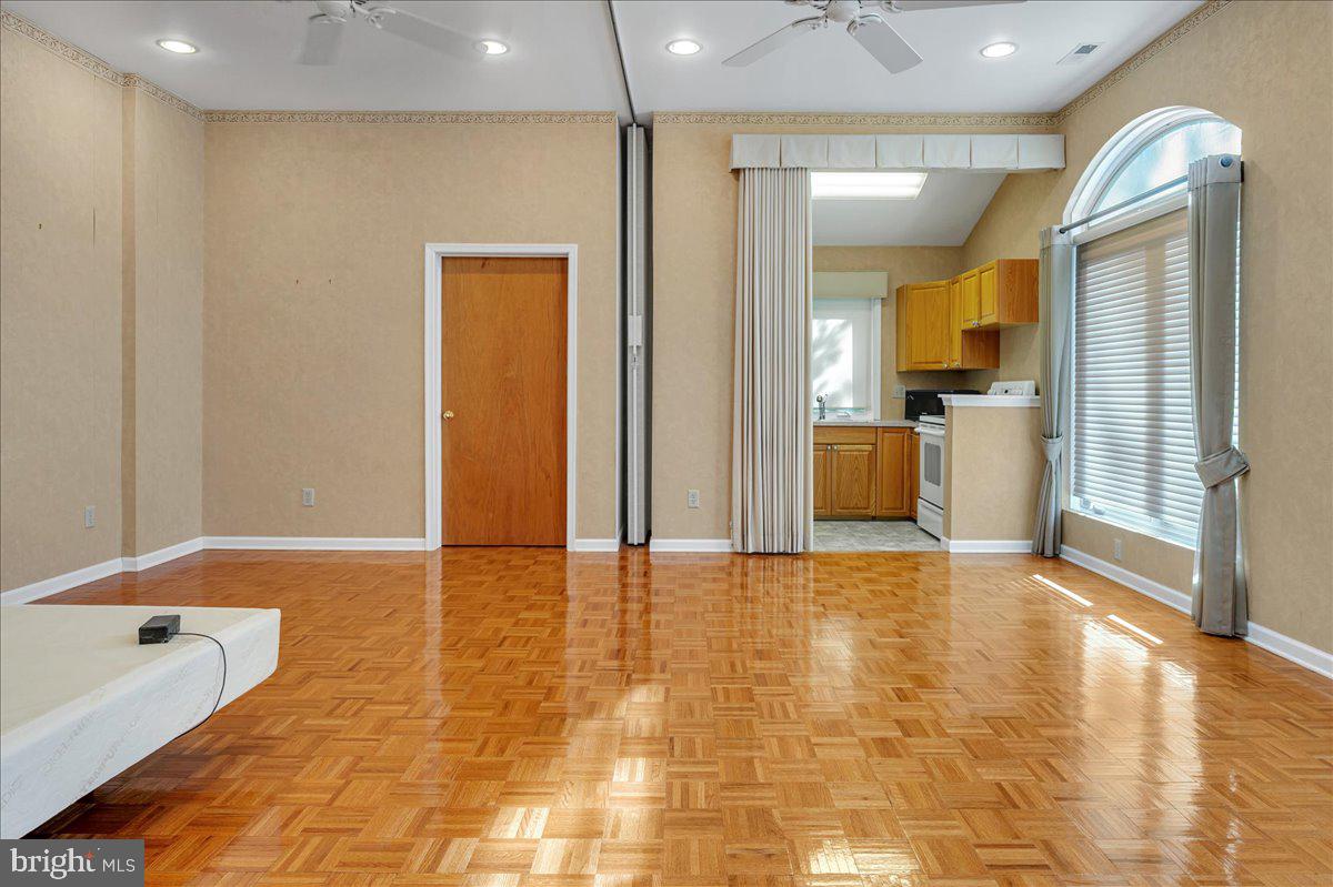 CHALFONTE - Residential