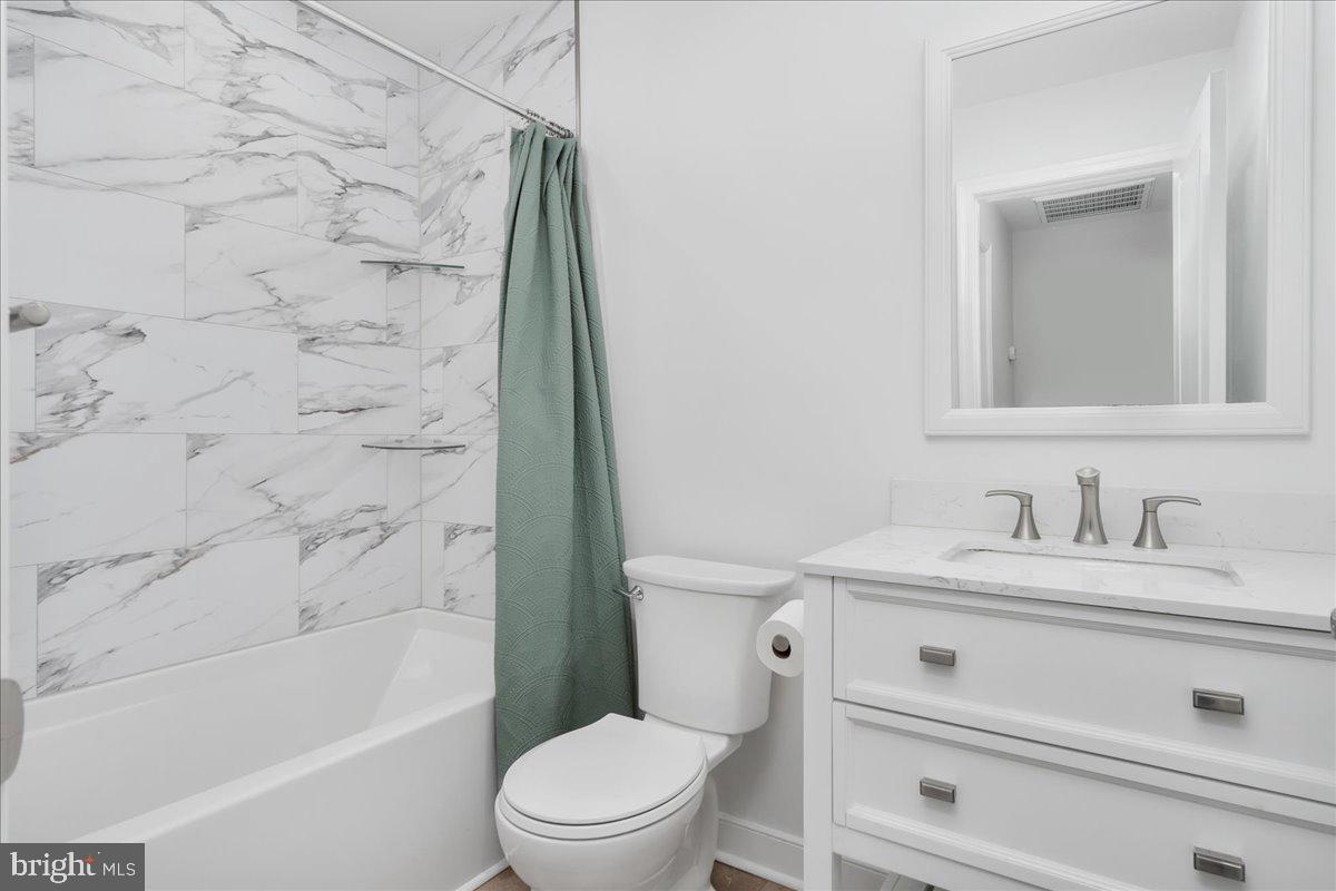 ORCHARD HILLS - Residential