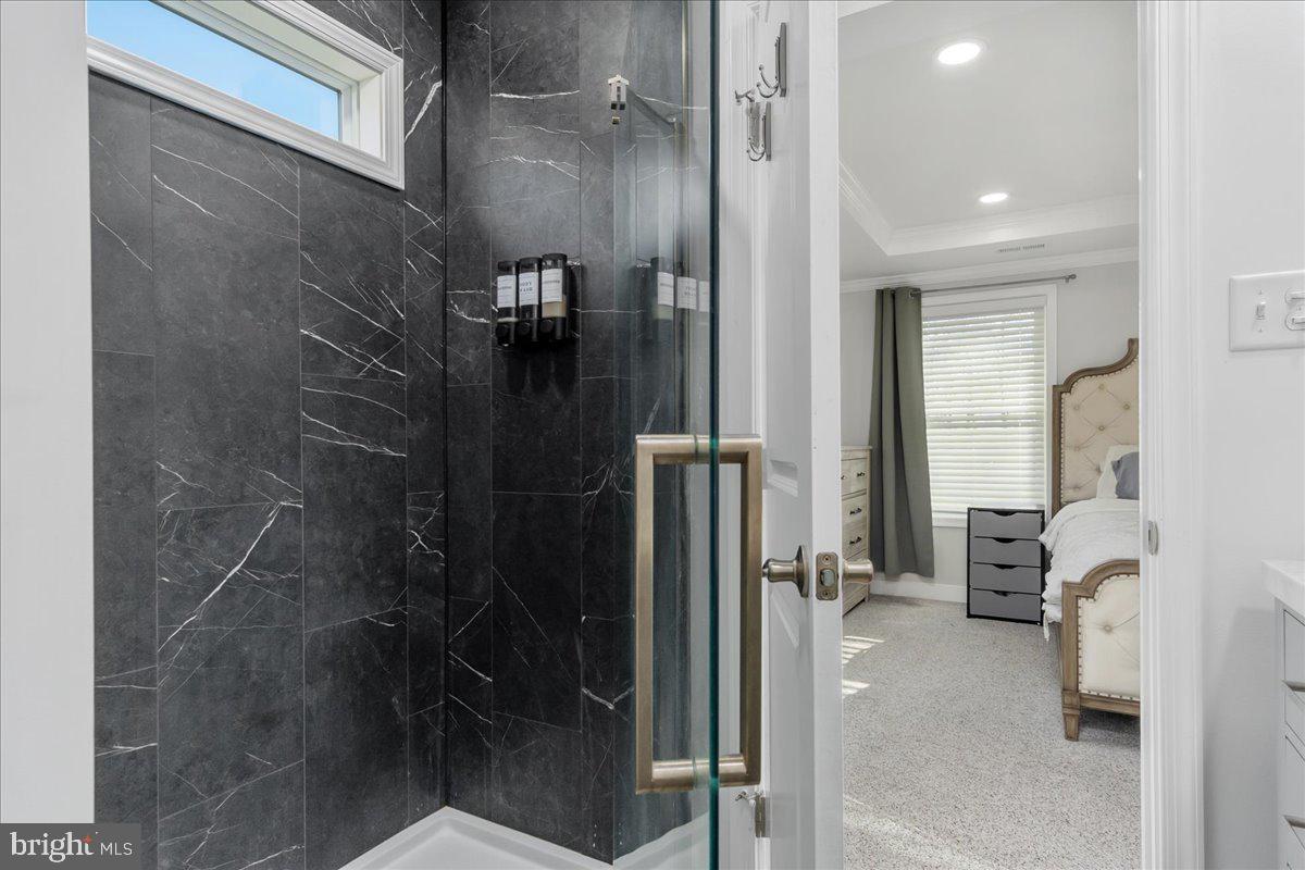 ORCHARD HILLS - Residential