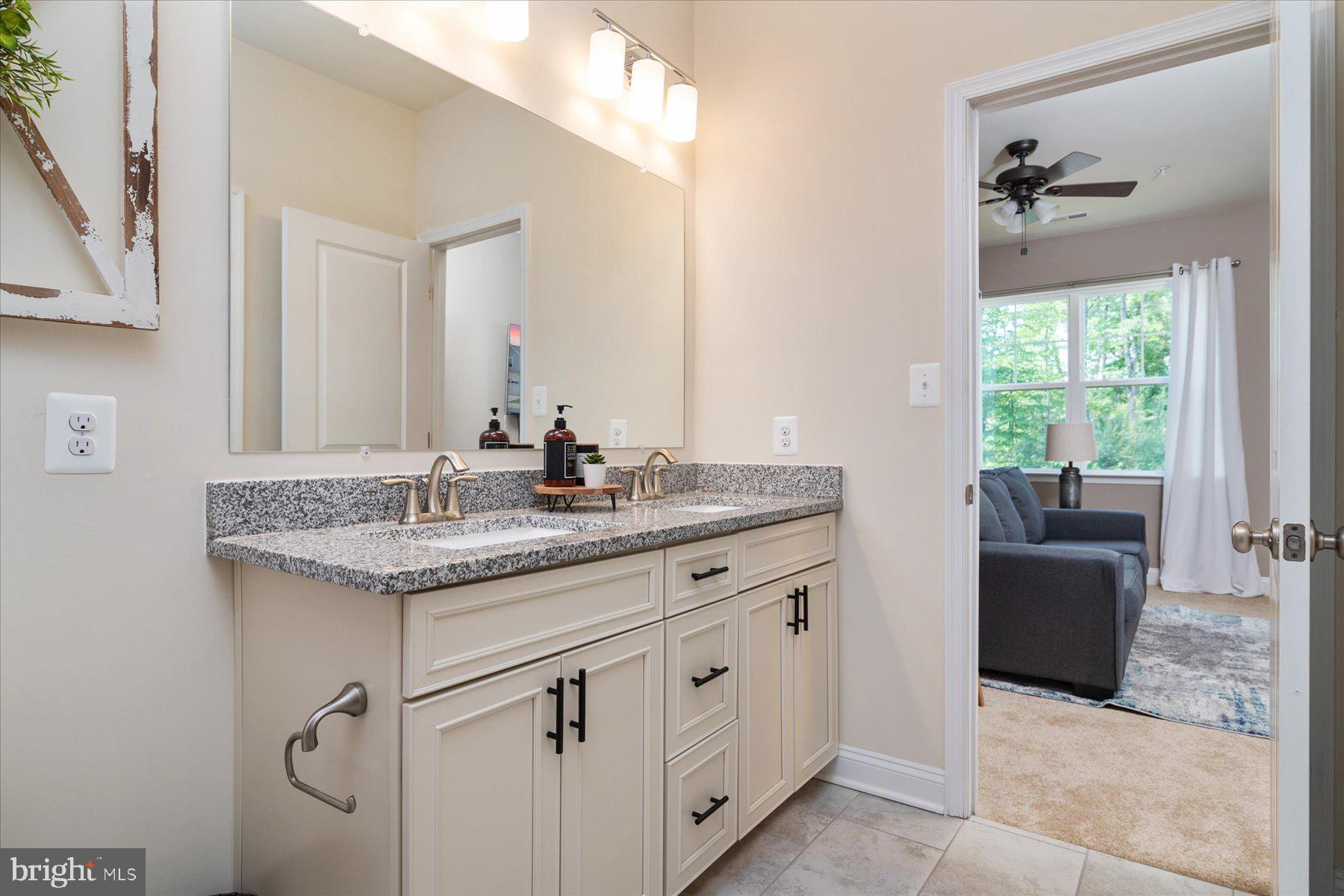 HOLLY RIDGE - Residential