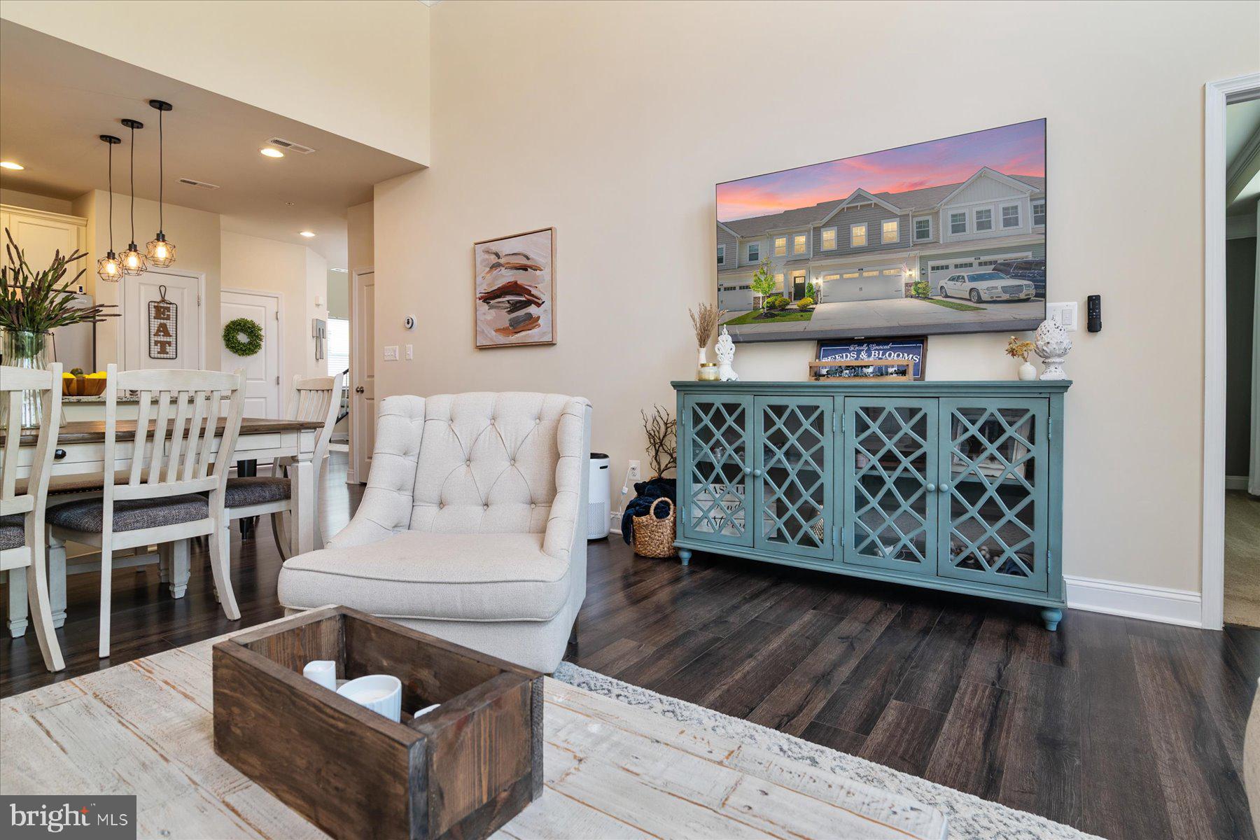 HOLLY RIDGE - Residential