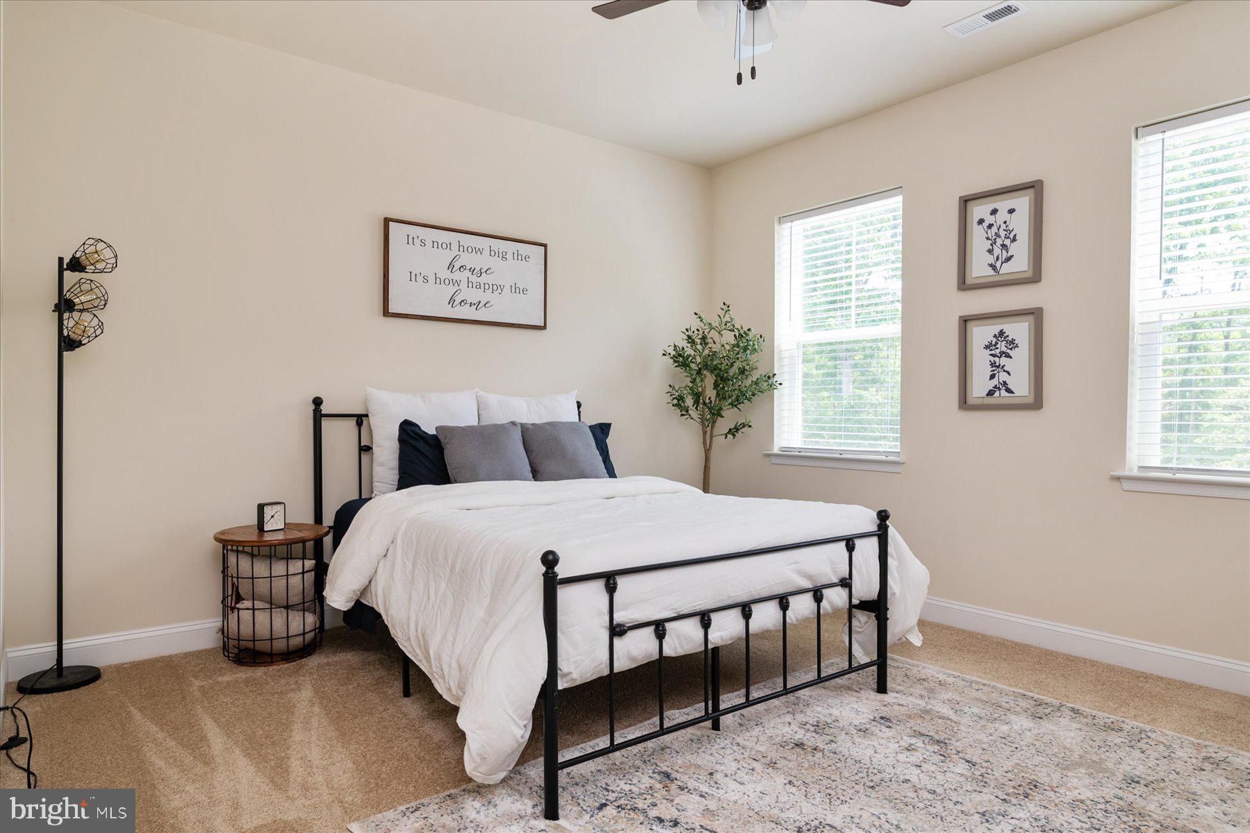 HOLLY RIDGE - Residential