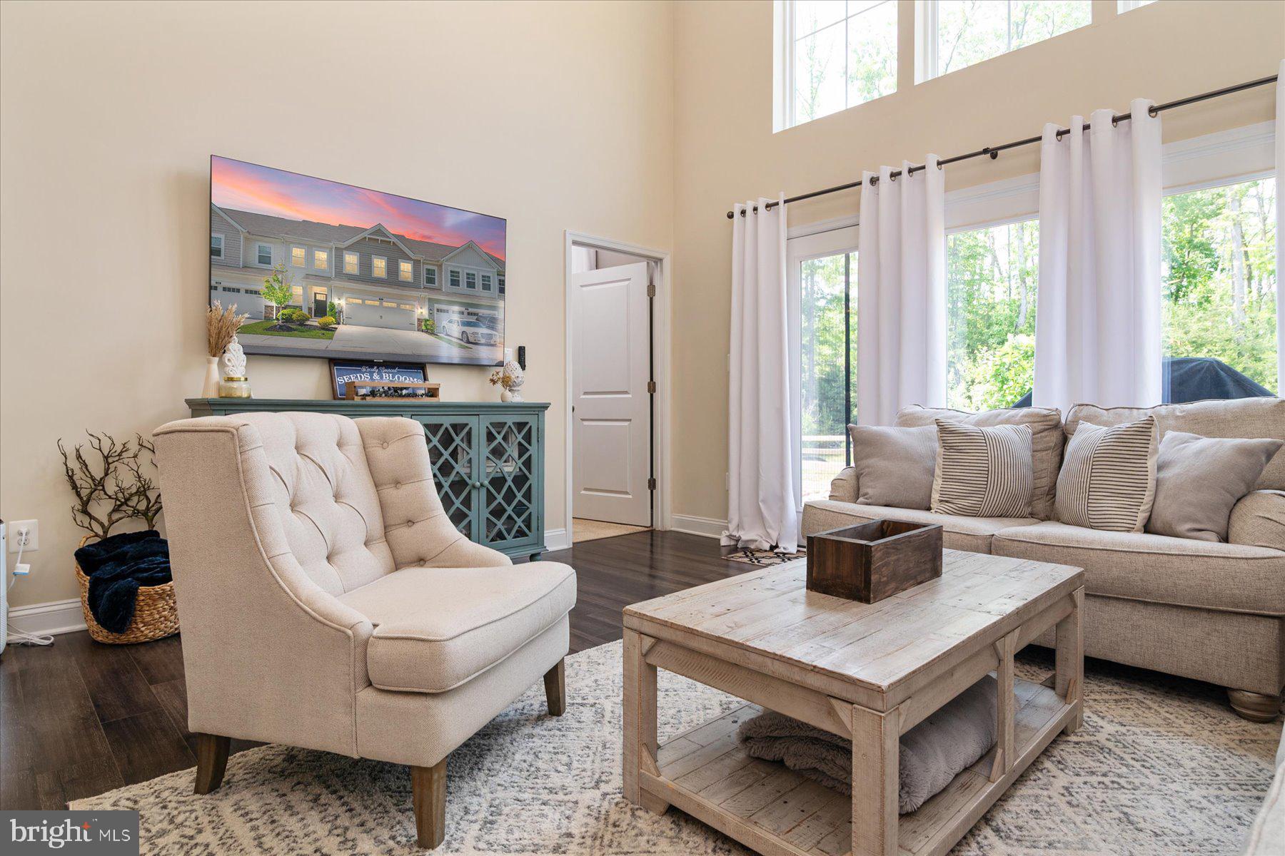 HOLLY RIDGE - Residential