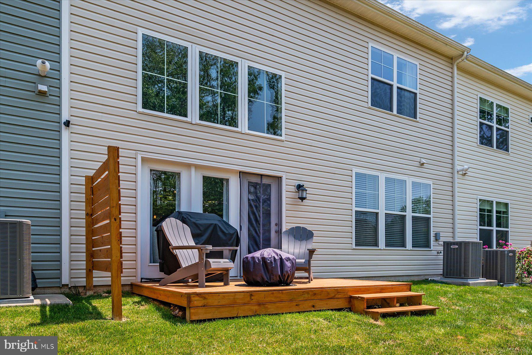 HOLLY RIDGE - Residential