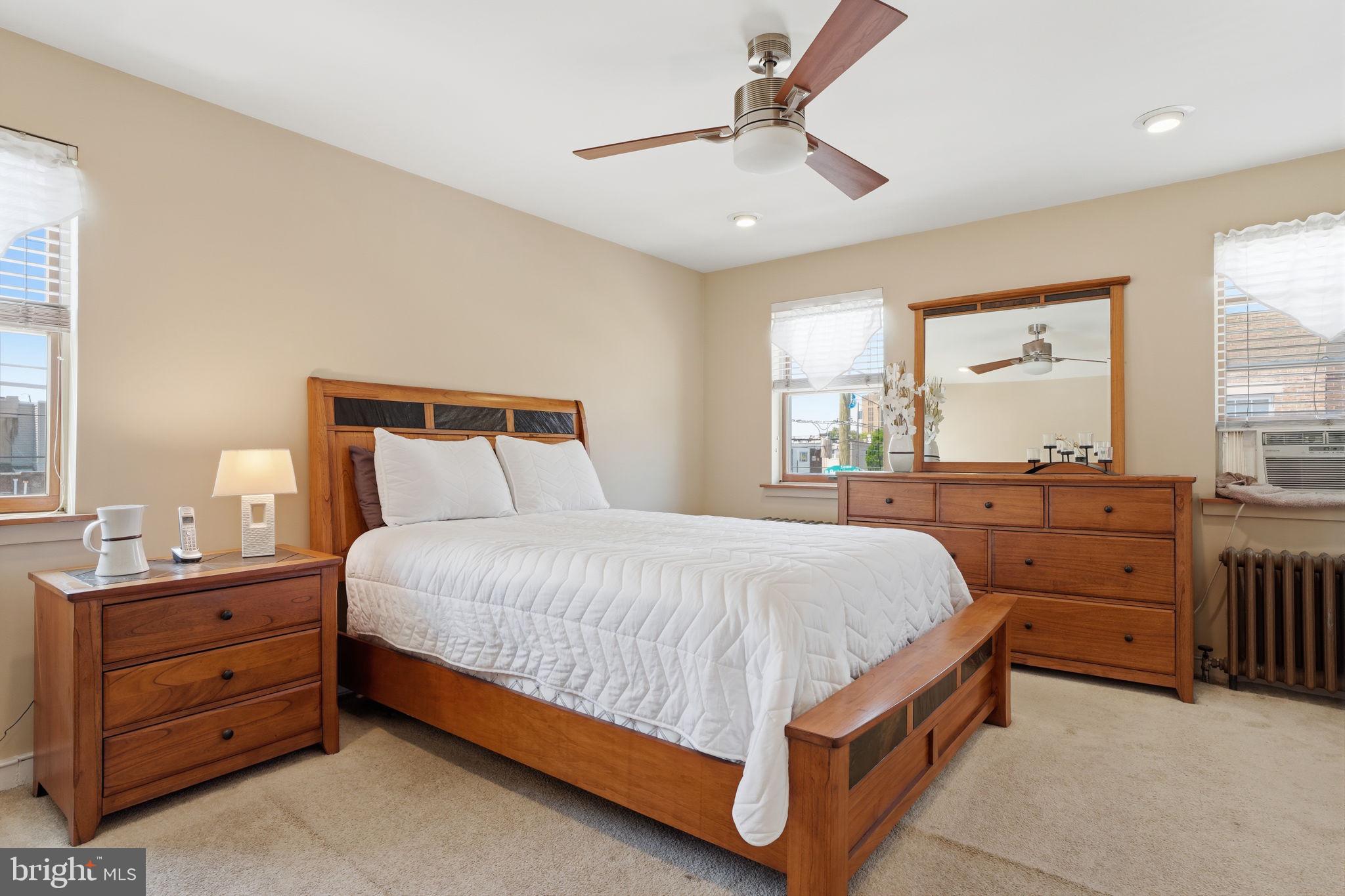 GIRARD ESTATES - Residential