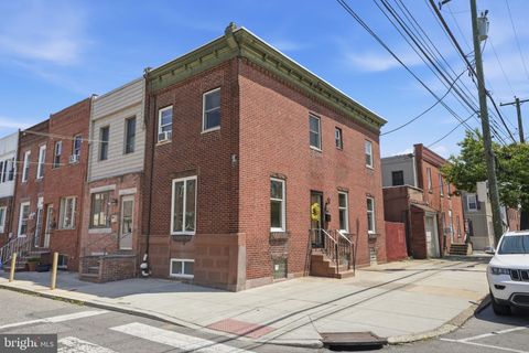 Townhouse For Sale - 2655 S Bouvier Street<br/> PHILADELPHIA, PA 19145