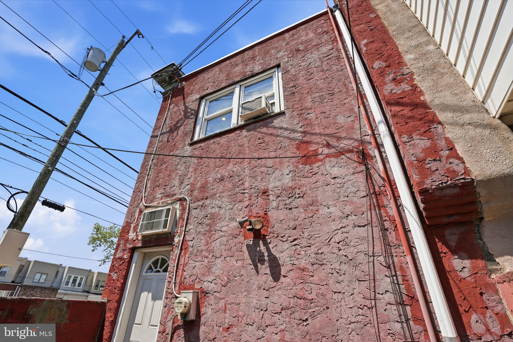 GIRARD ESTATES - Residential