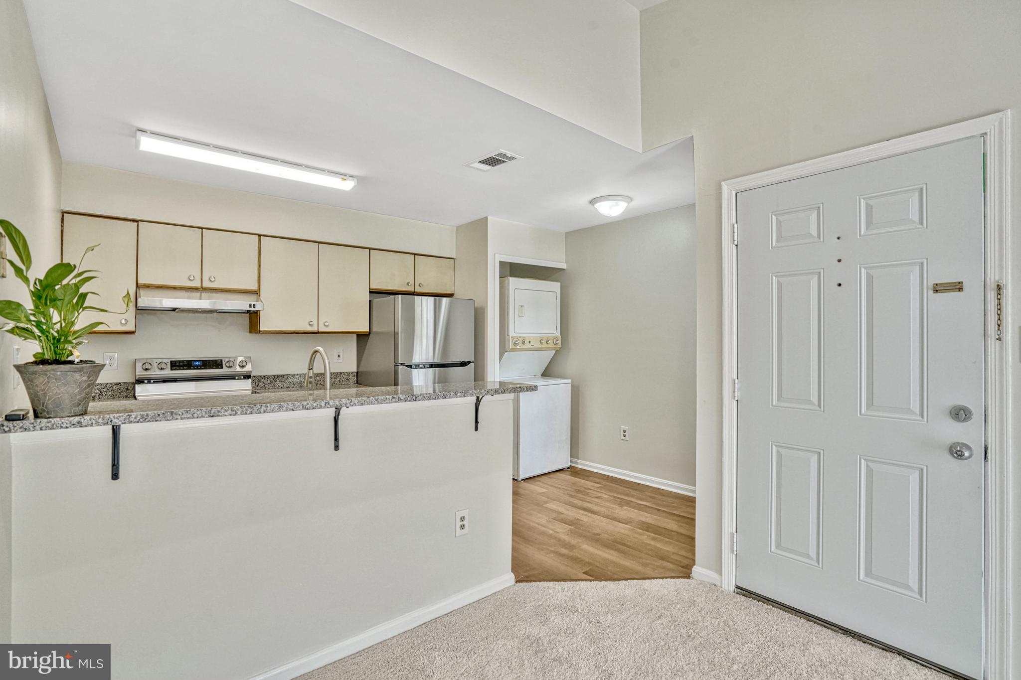 CLUSTERS AT WOODLAWN - Residential