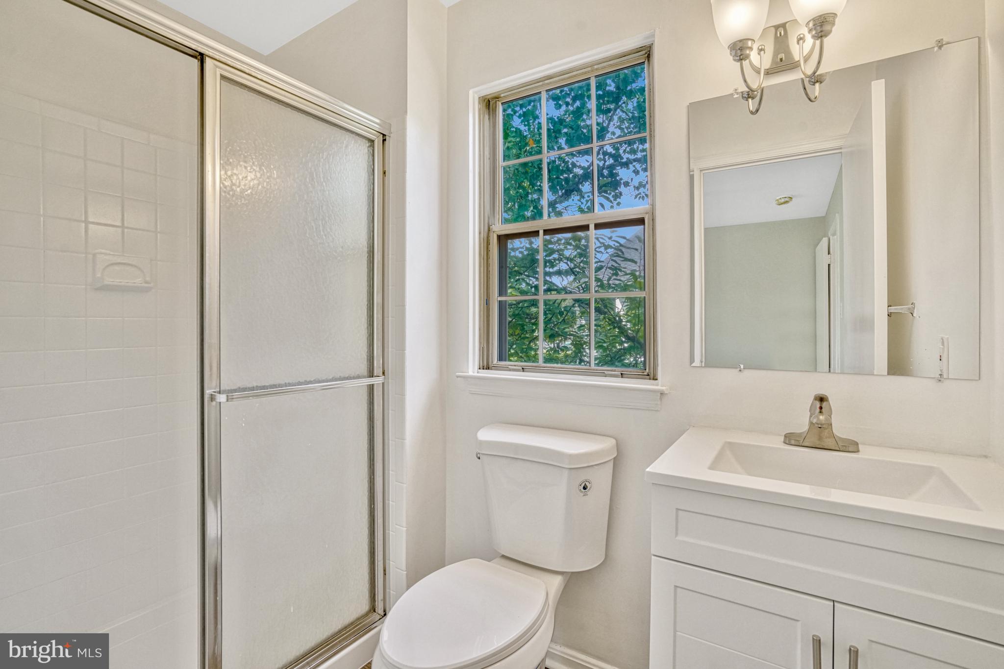 CLUSTERS AT WOODLAWN - Residential