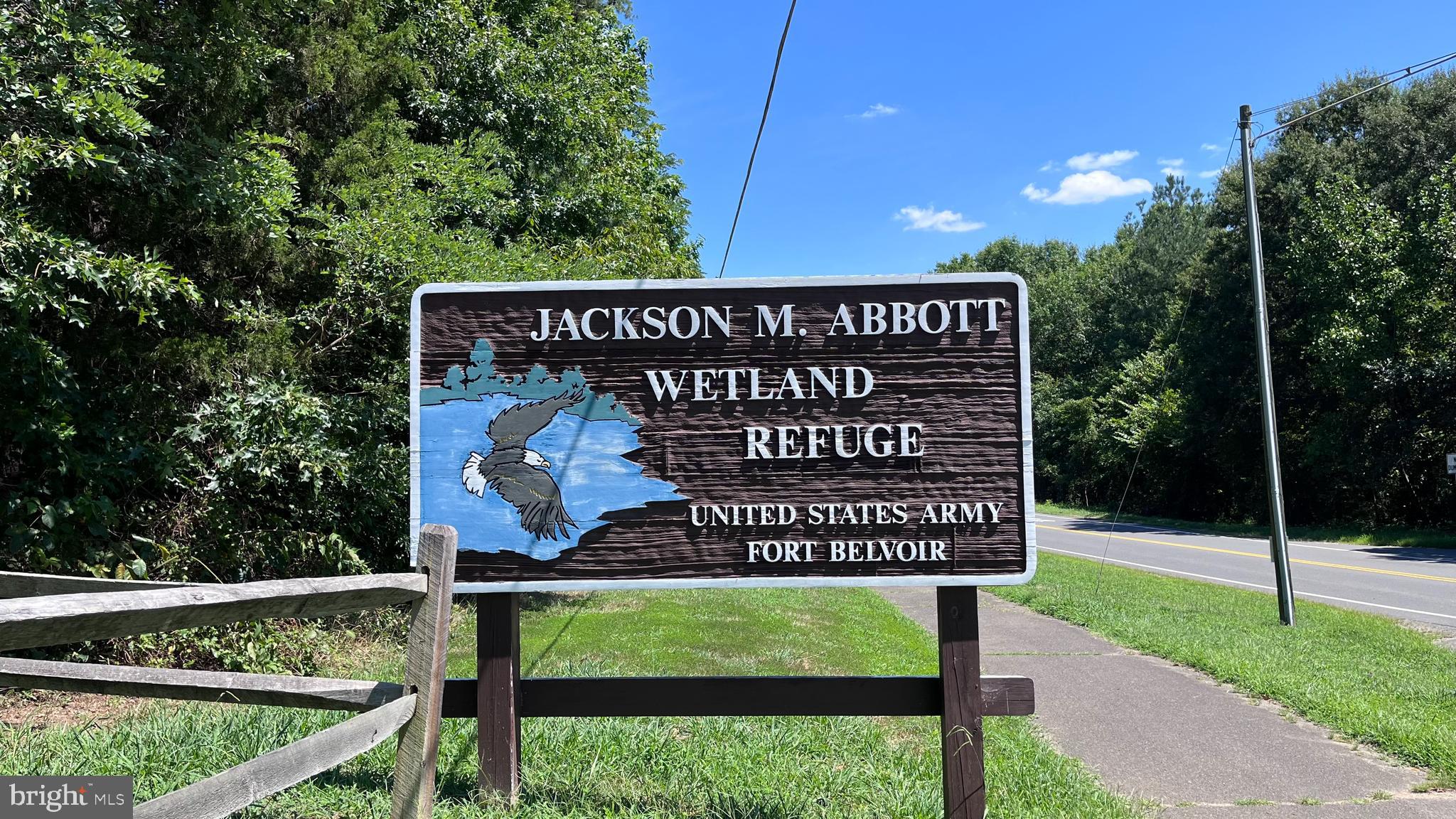 CLUSTERS AT WOODLAWN - Residential