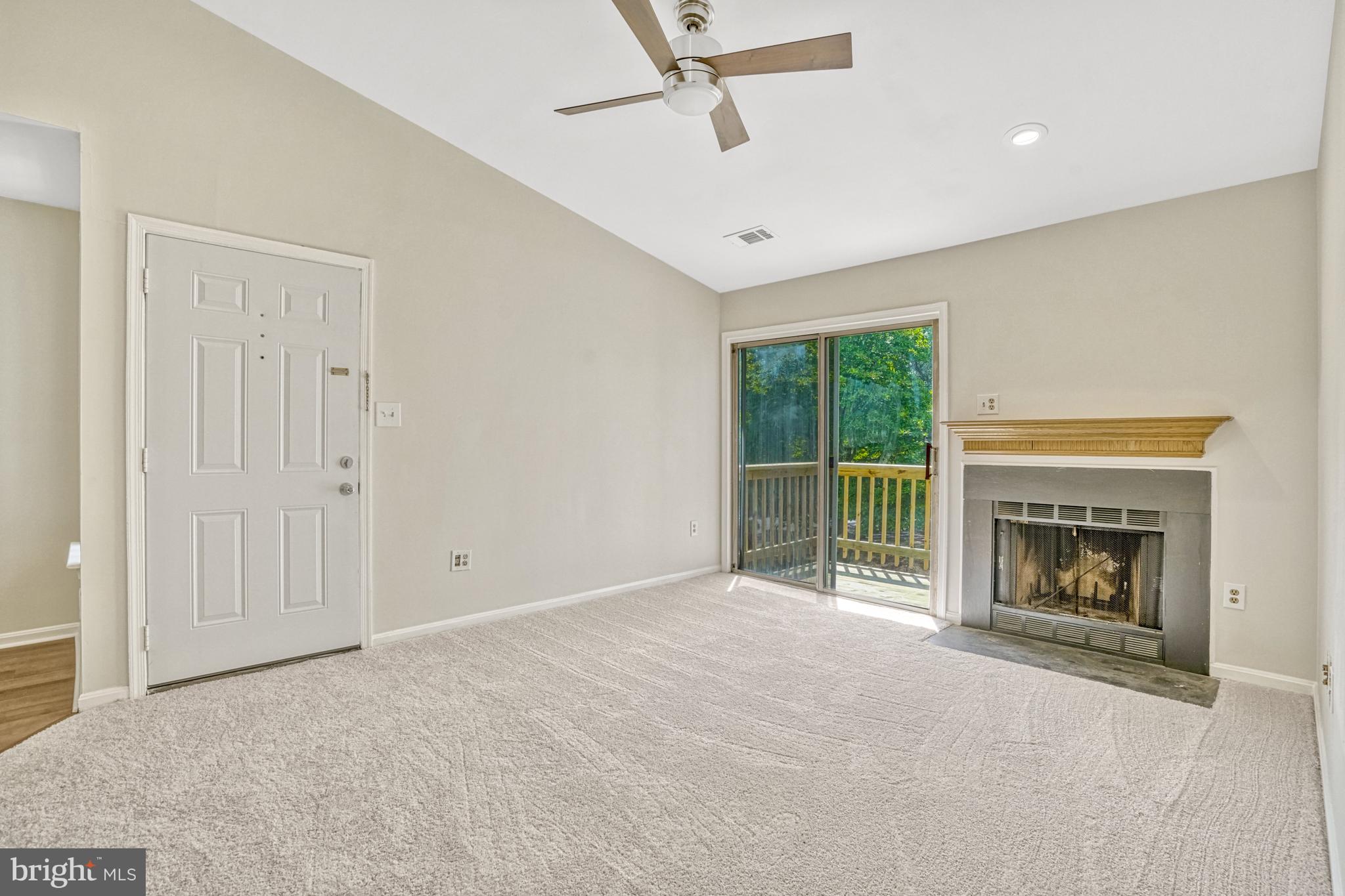 CLUSTERS AT WOODLAWN - Residential