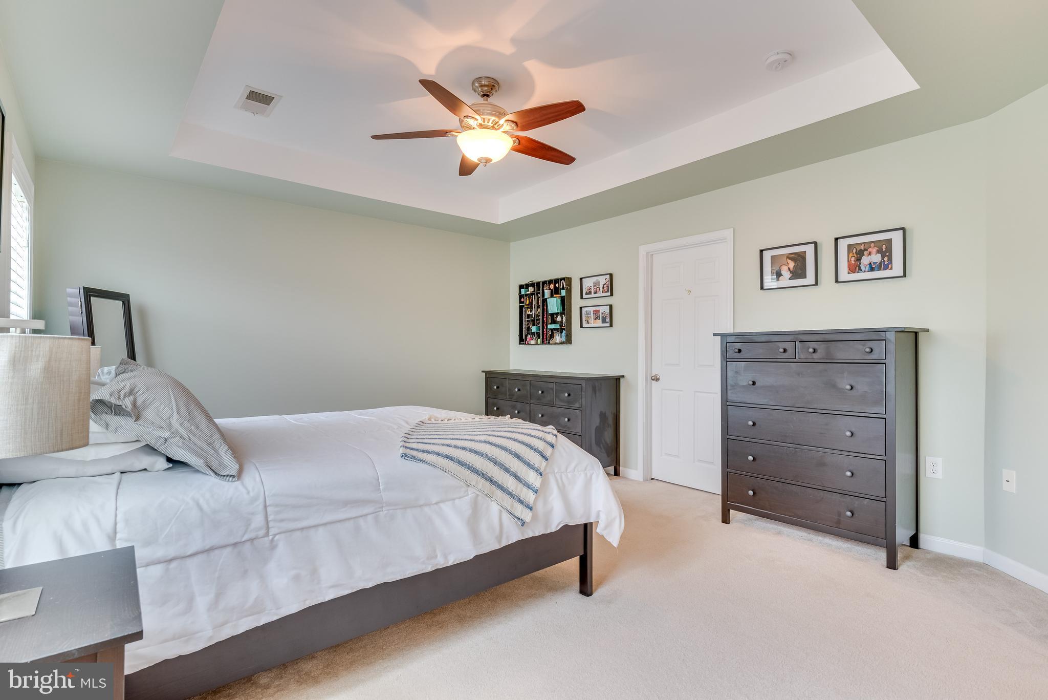 LAKELAND PLACE - Residential