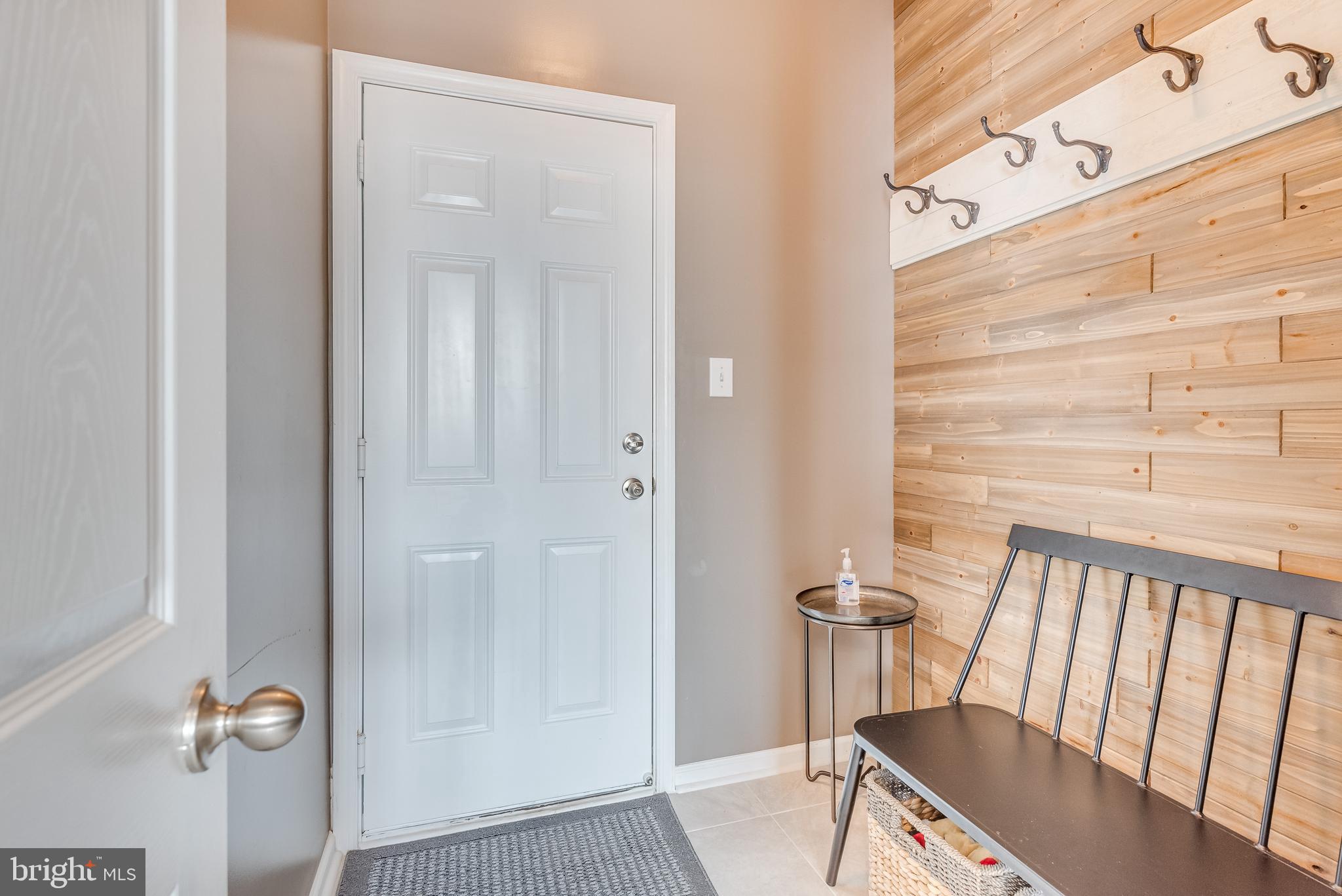 LAKELAND PLACE - Residential