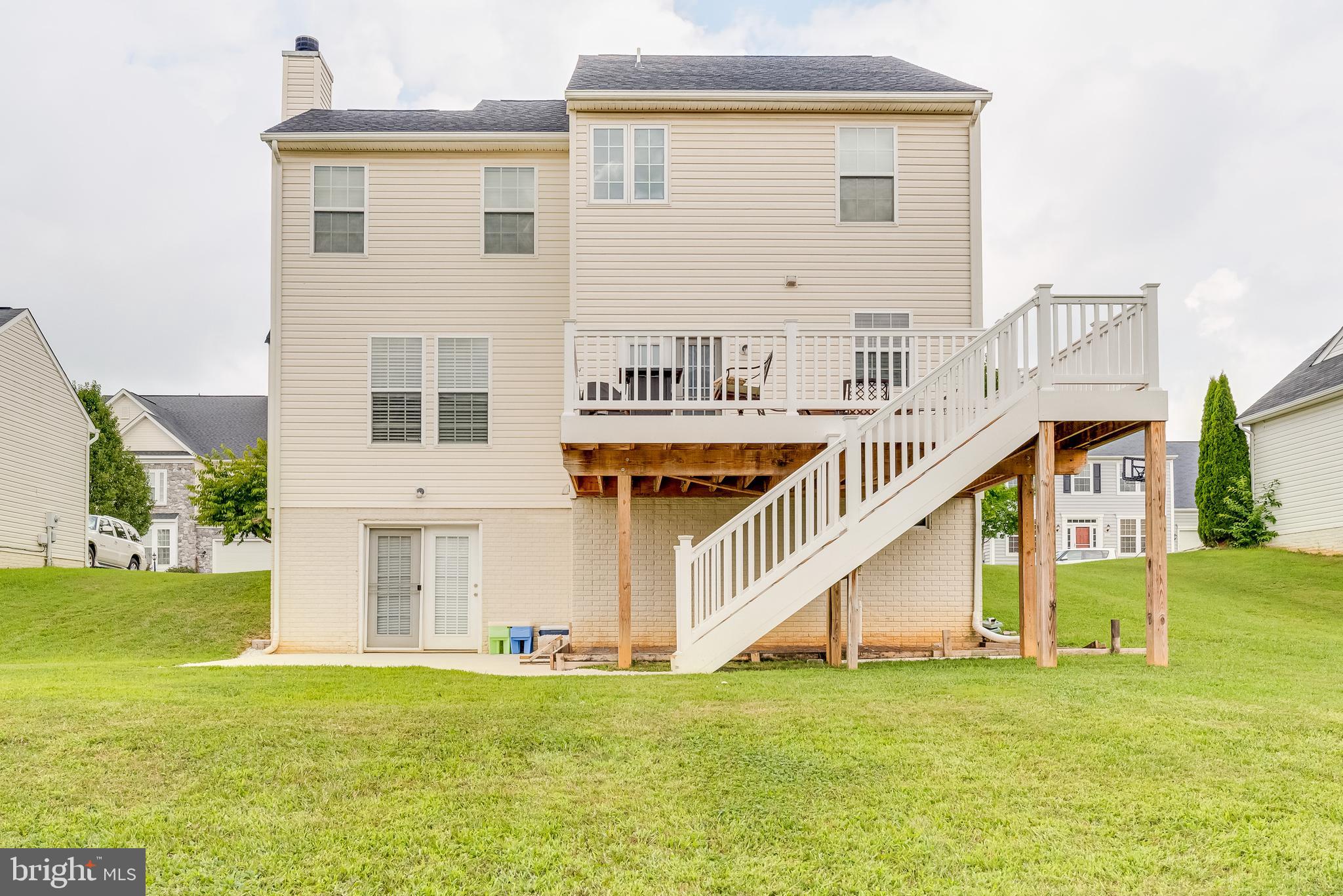 LAKELAND PLACE - Residential