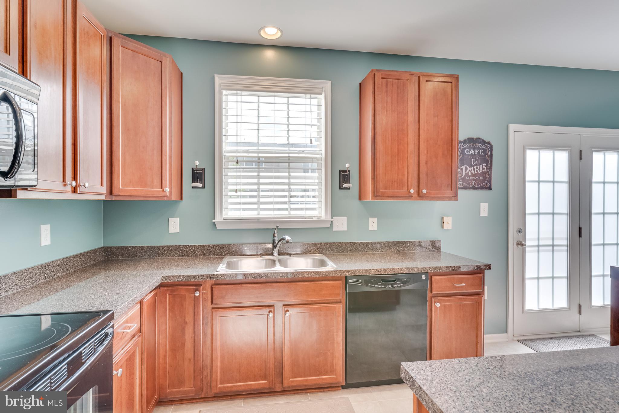 LAKELAND PLACE - Residential