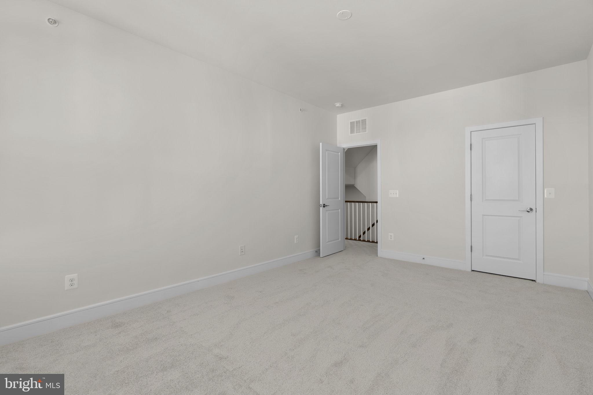 DEMOTT & SILVER - Residential