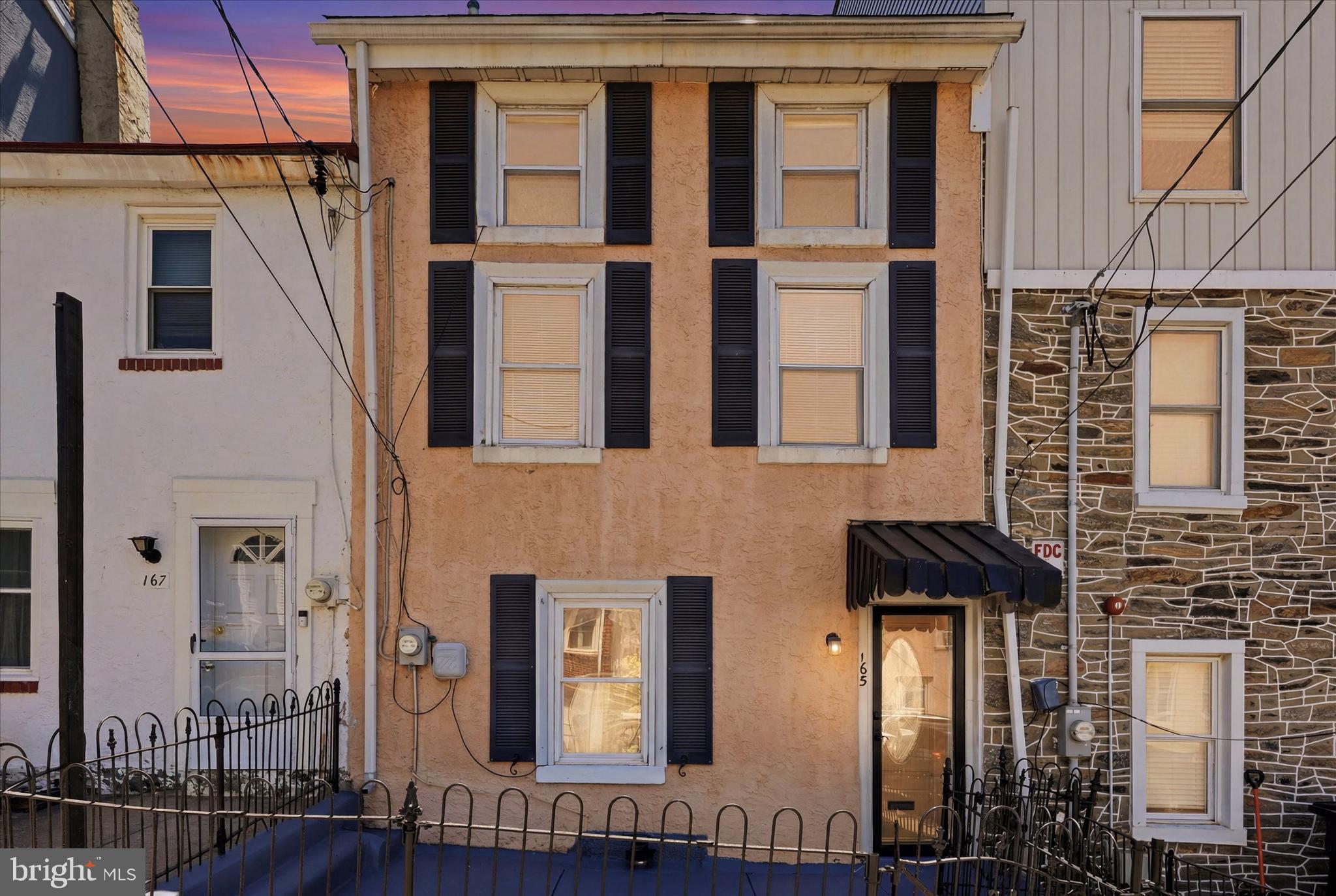 165 LEVERING STREET