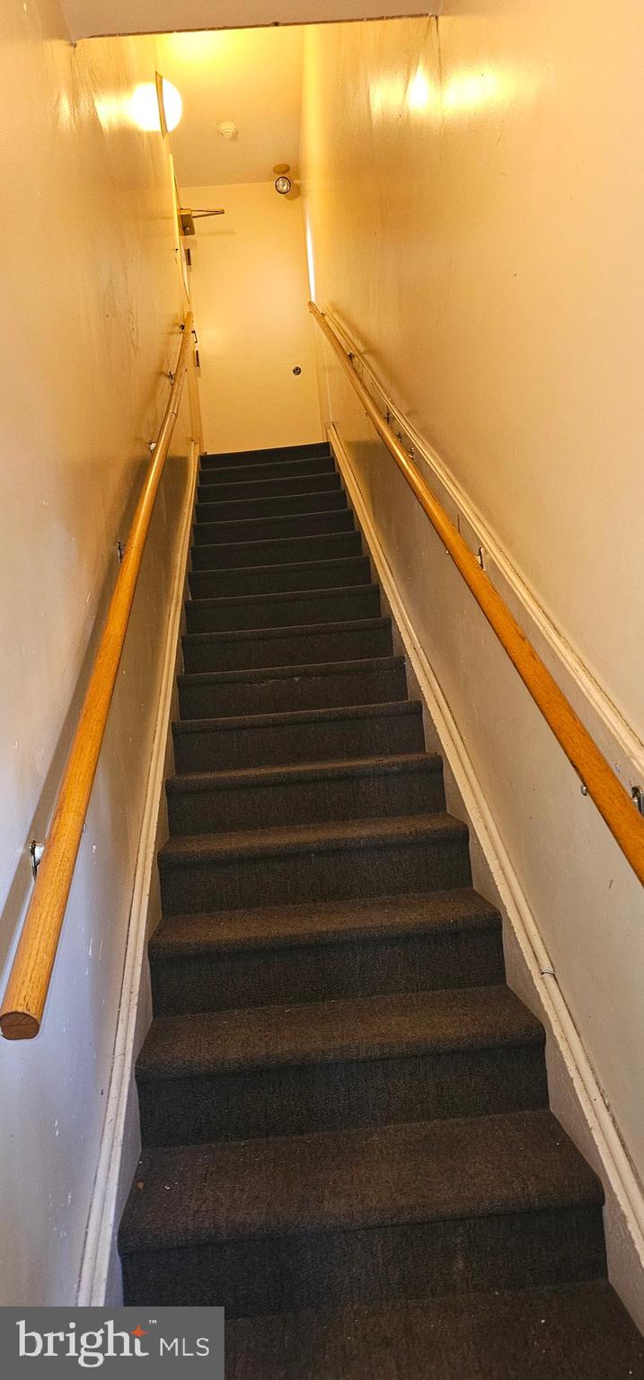 POWELTON VILLAGE - Commercial Sale