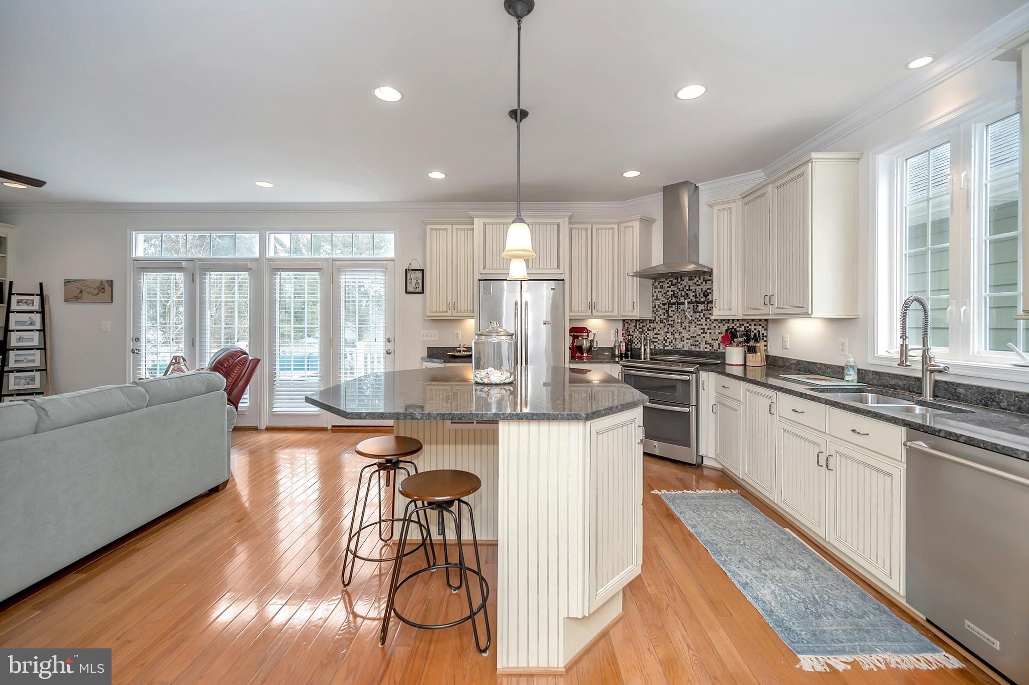 FAIRVIEW  BEACH - Residential