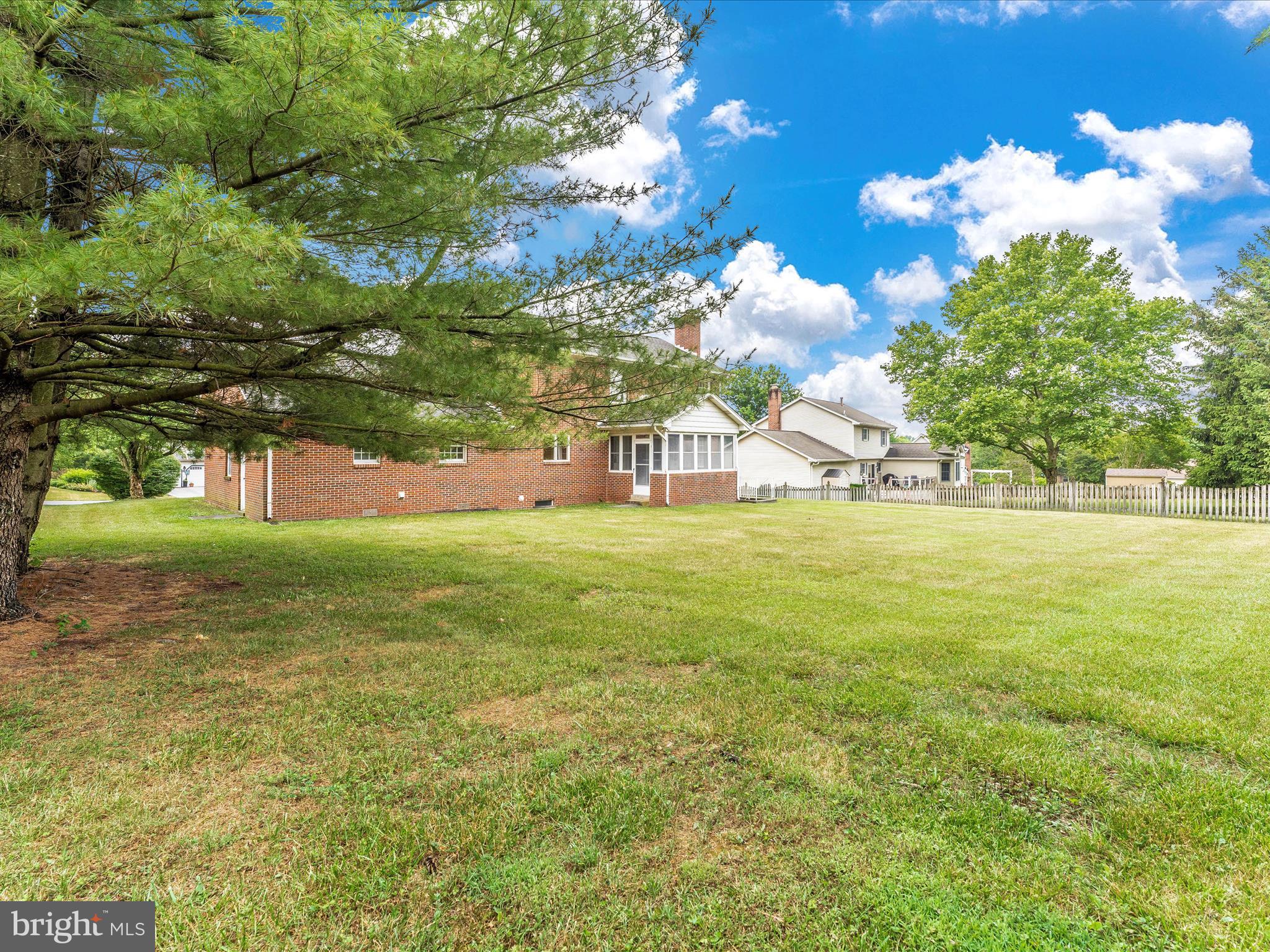 CLOVER HILL - Residential