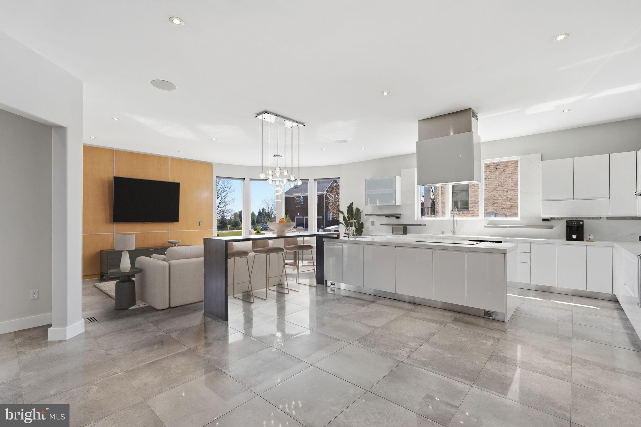 RESERVES AT PINECREST - Residential