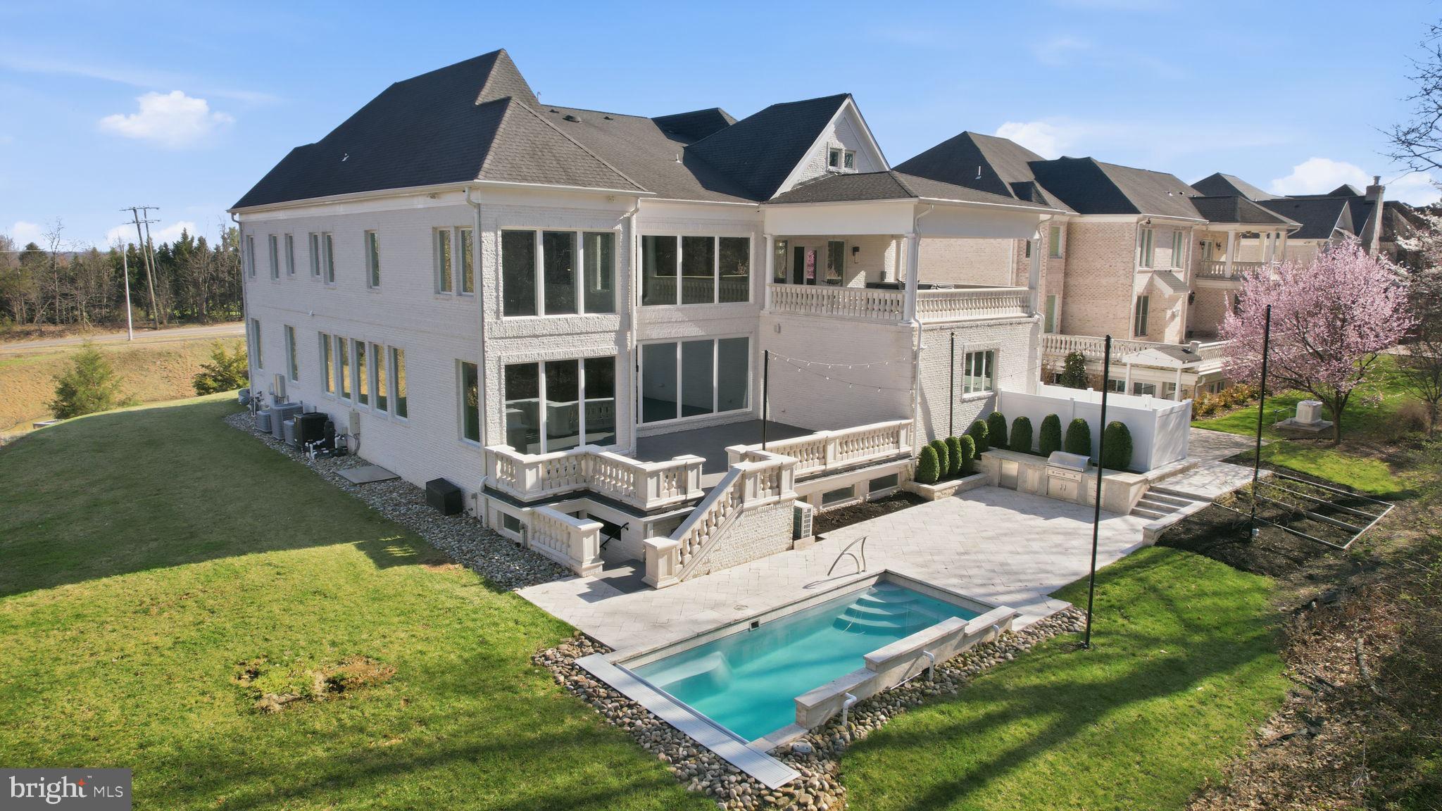 RESERVES AT PINECREST - Residential