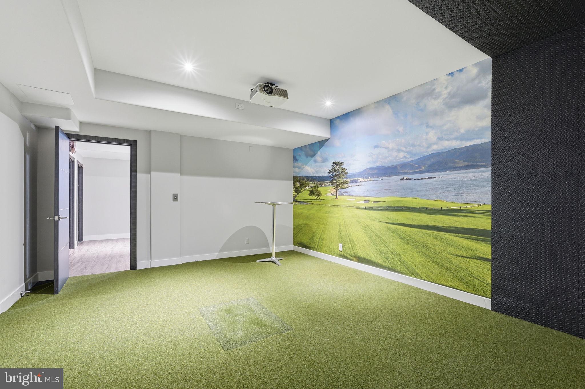 RESERVES AT PINECREST - Residential