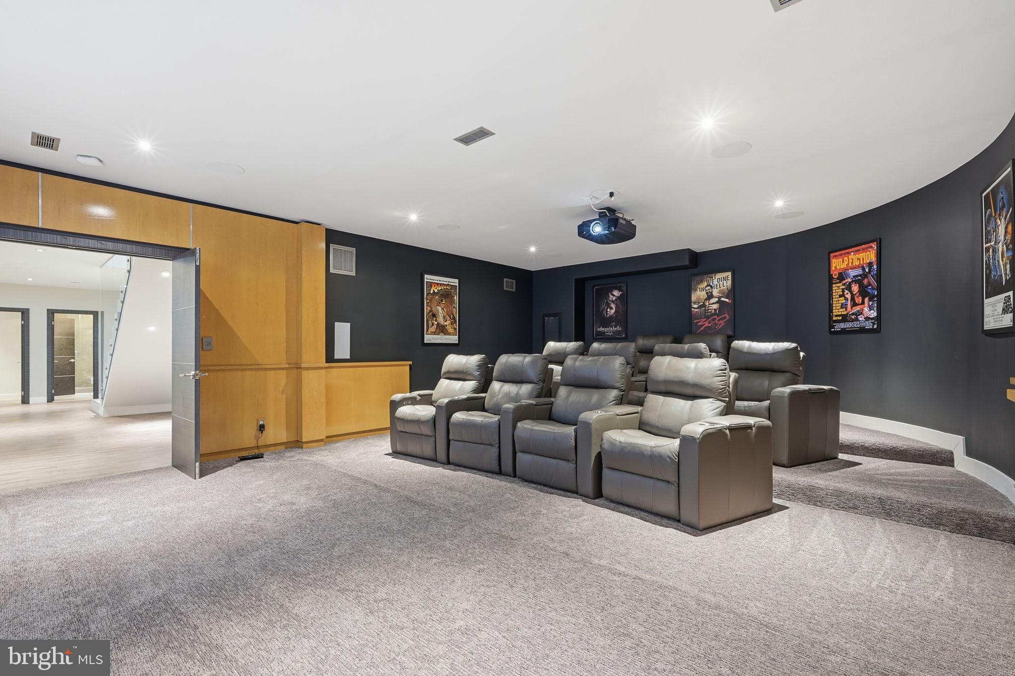 RESERVES AT PINECREST - Residential